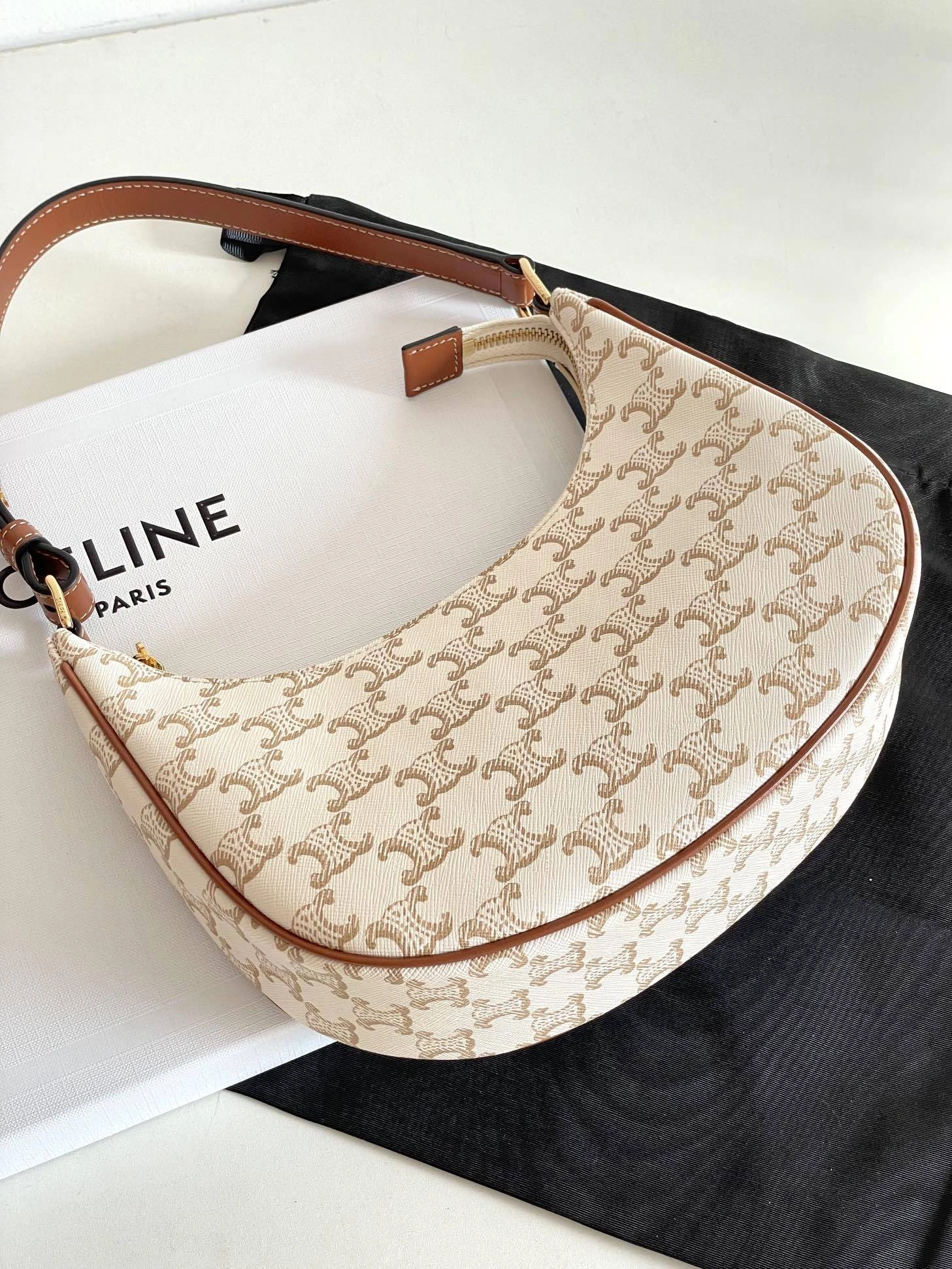 MOMO-- 358i95 193952BZJ-01BC high quality version item:E-B805H1507