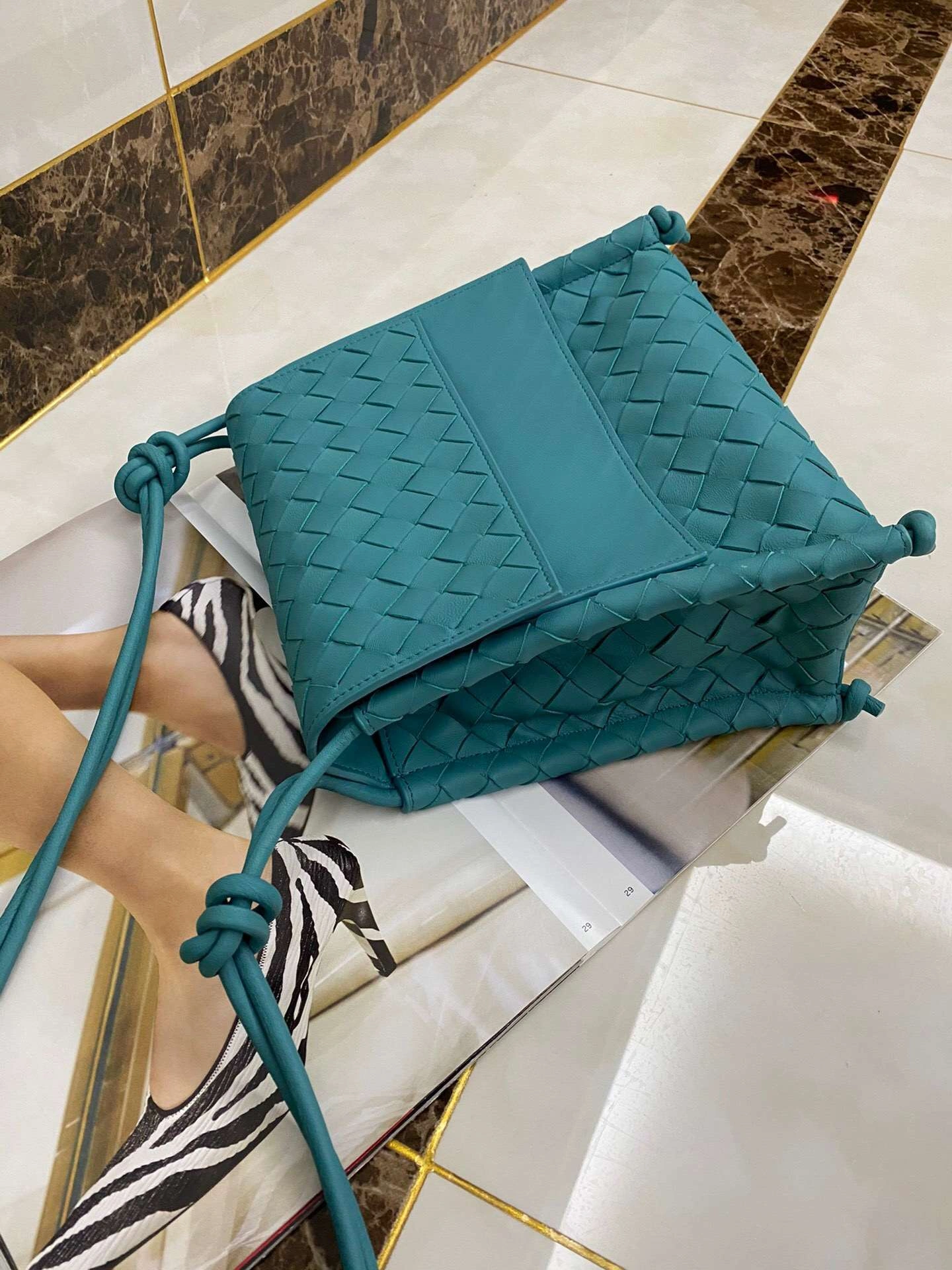 MOMO-- 3colour item：063B115E1023-3
