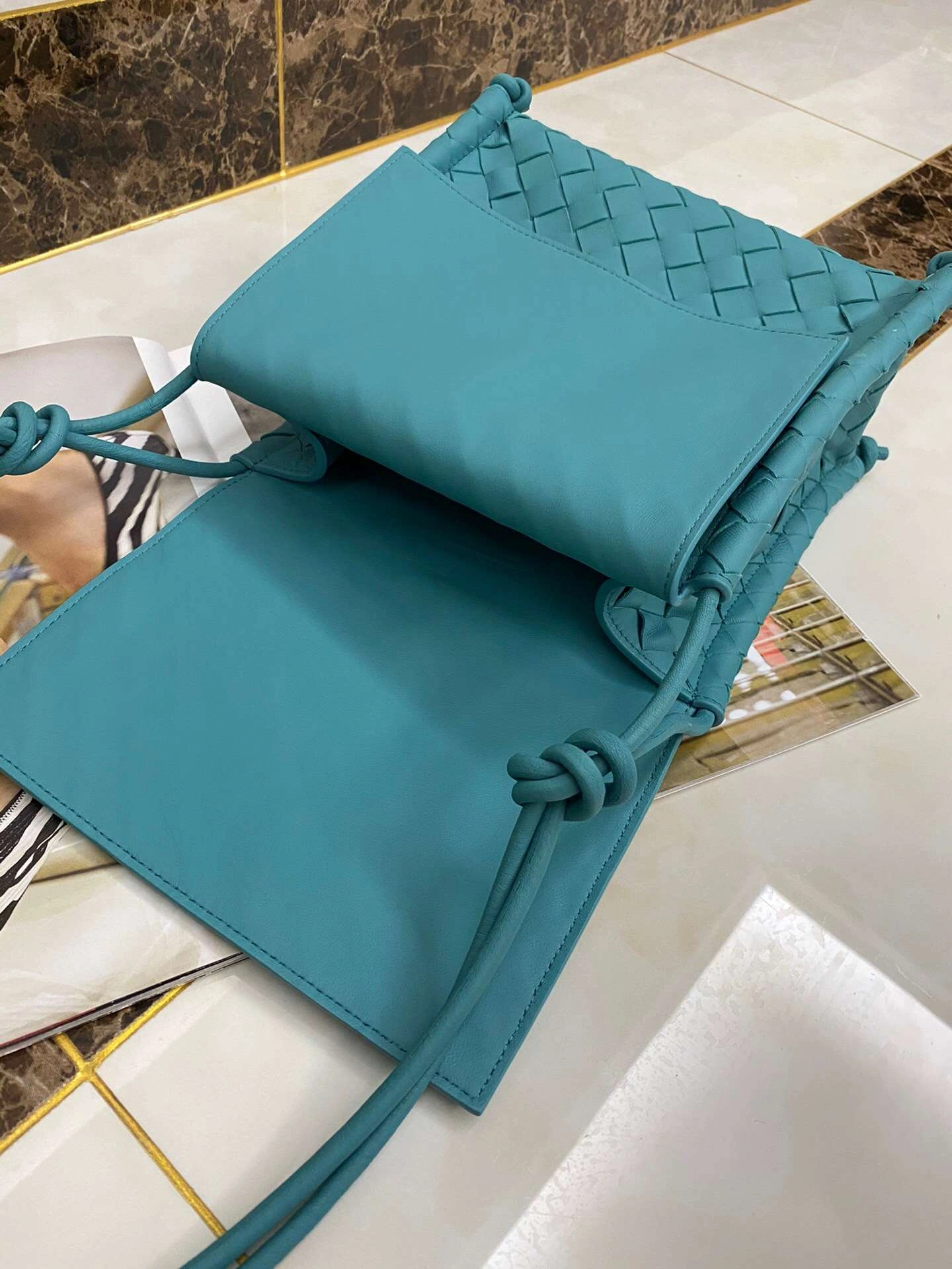 MOMO-- 3colour item：063B115E1023-3