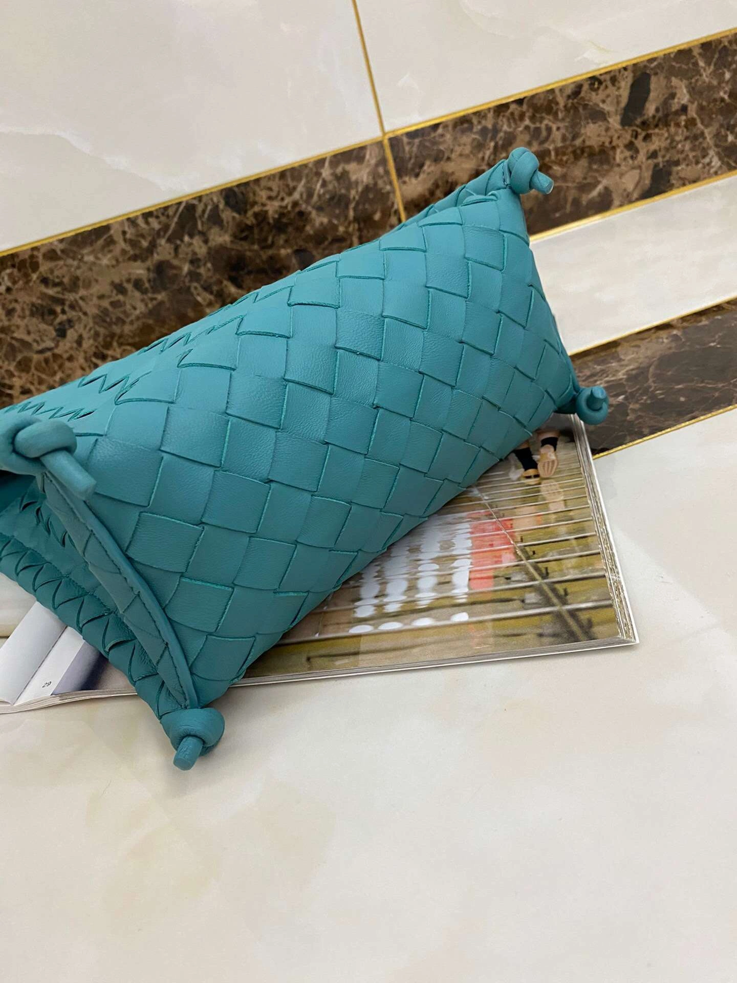 MOMO-- 3colour item：063B115E1023-3