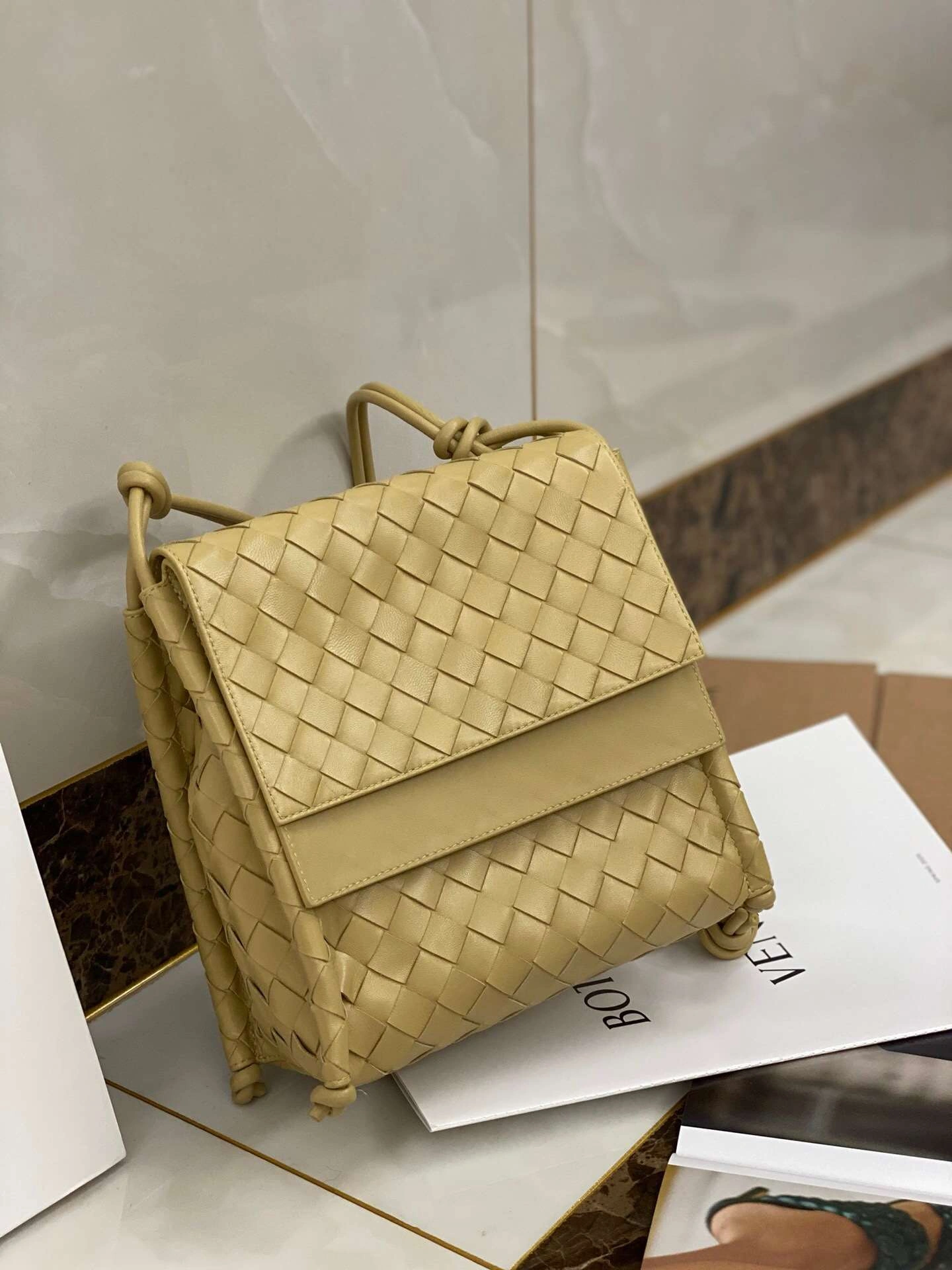 *MOMO-- 3colour item：063B115E1024-3