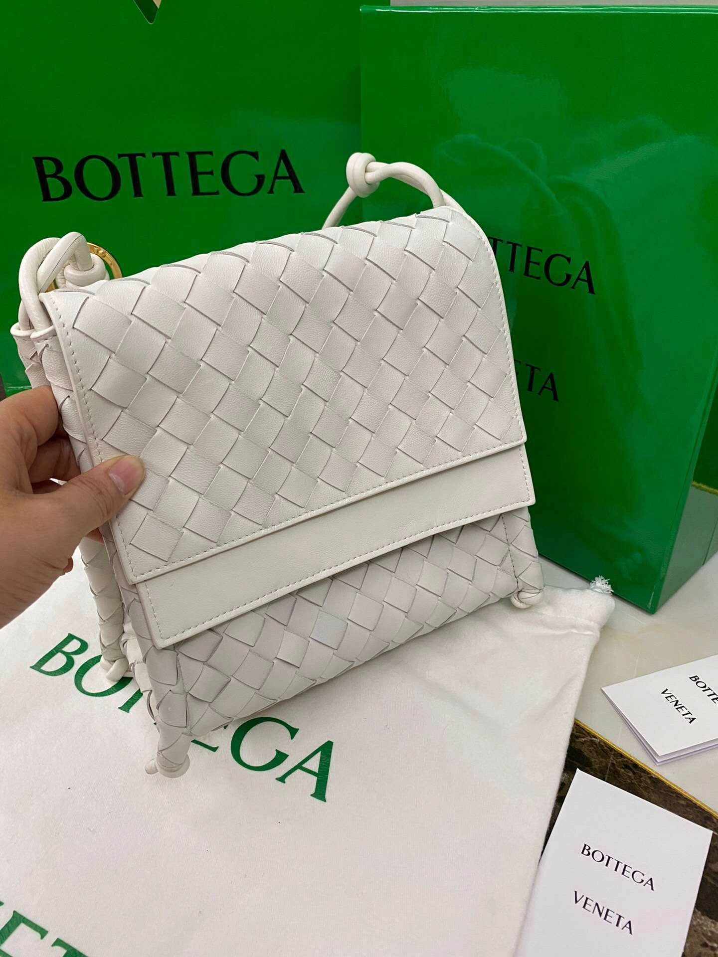 *MOMO-- 3colour item：063B115E1024-3