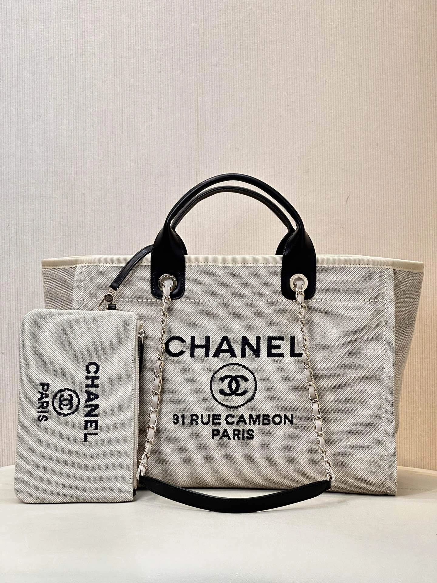 &MOMO-- 3h1958 A66941-B08029-NI018 Calfskin item:D-B000H0108