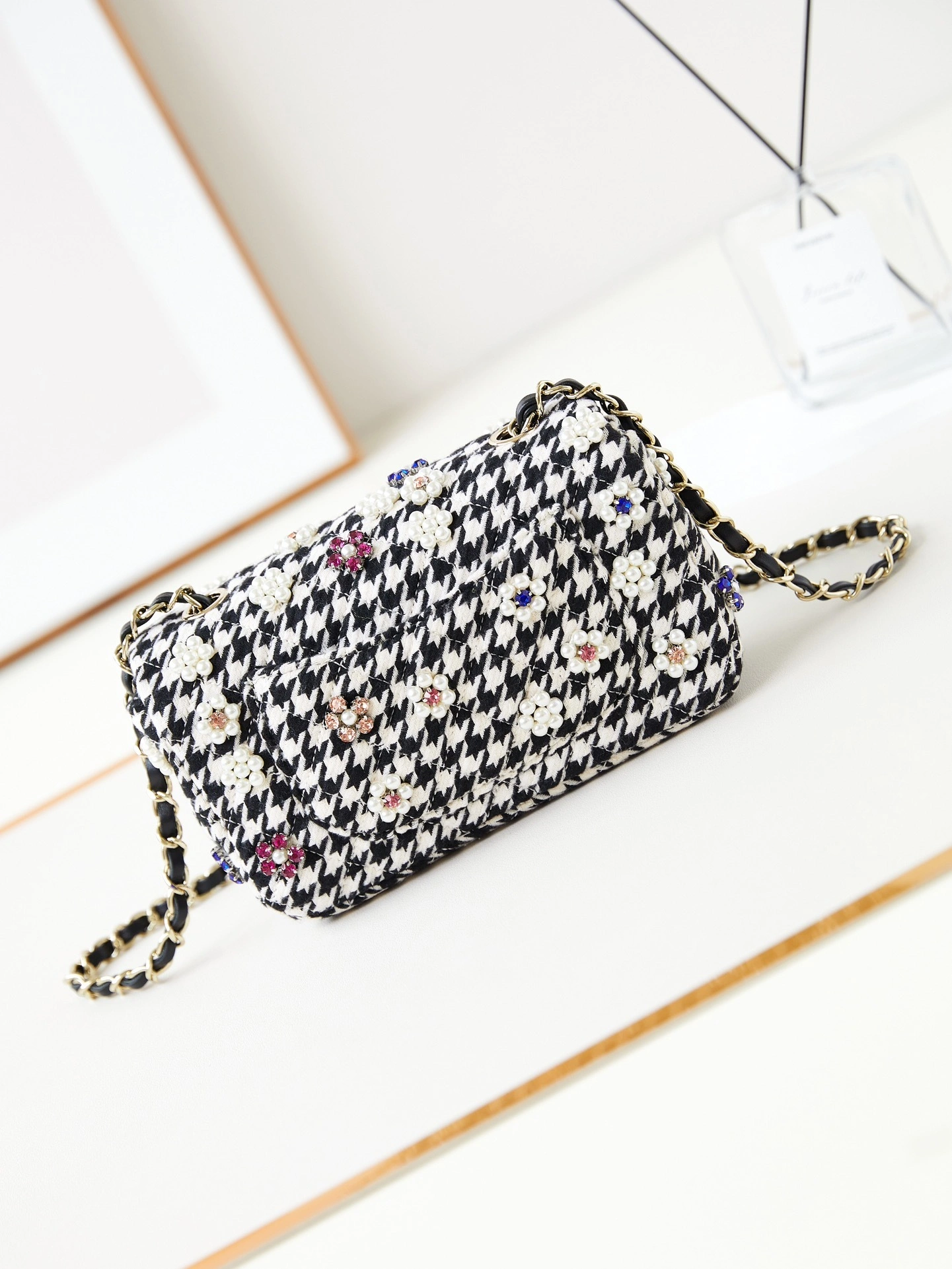 MOMO-- 3h1958 A69900 B17143 NZC08 high quality version sheepskin item:D-B000L2546