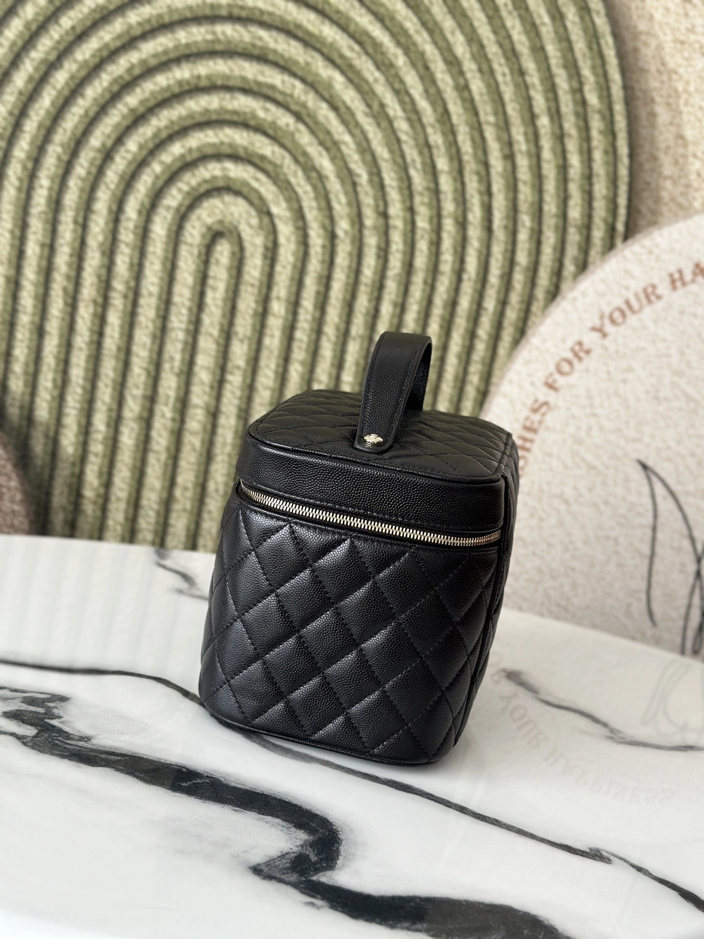 MOMO-- 3h1958 AP2573-Y33352-C3906 high quality version cowhide item:E-B000K1835