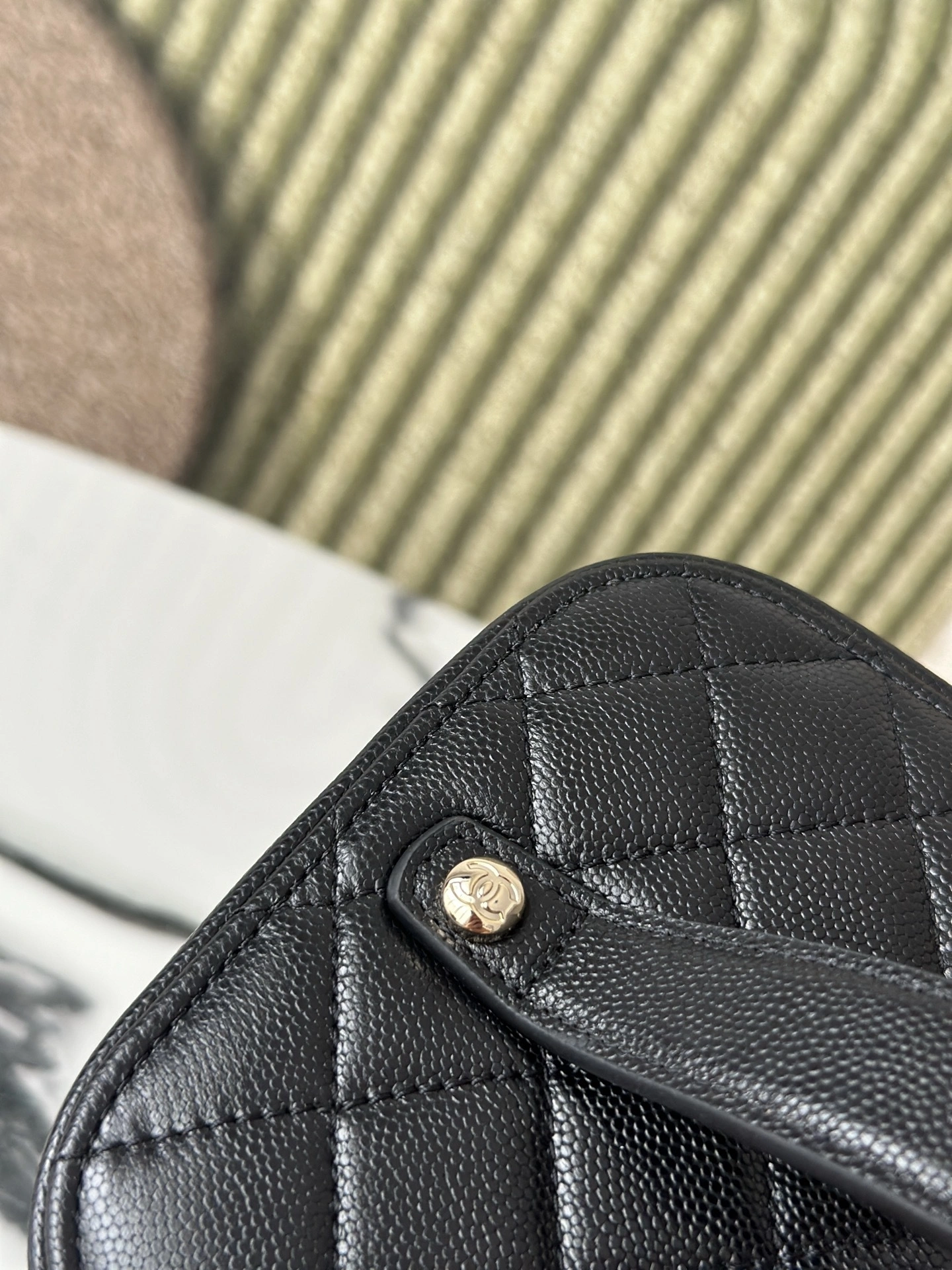 MOMO-- 3h1958 AP2573-Y33352-C3906 high quality version cowhide item:E-B000K1835