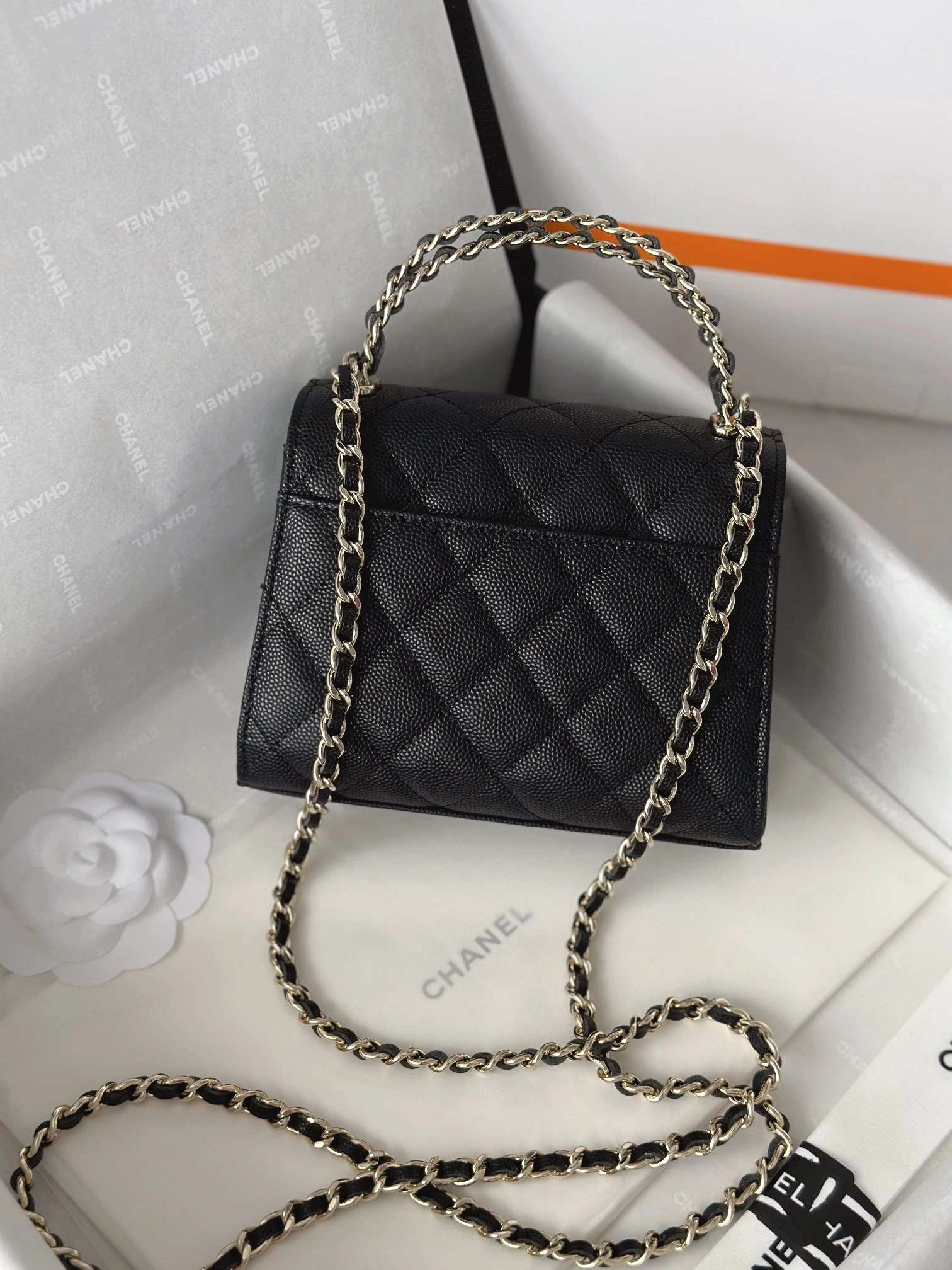 MOMO-- 3h1958 AP3237-B10307-94305 high quality version cowhide item:E-B000D1673