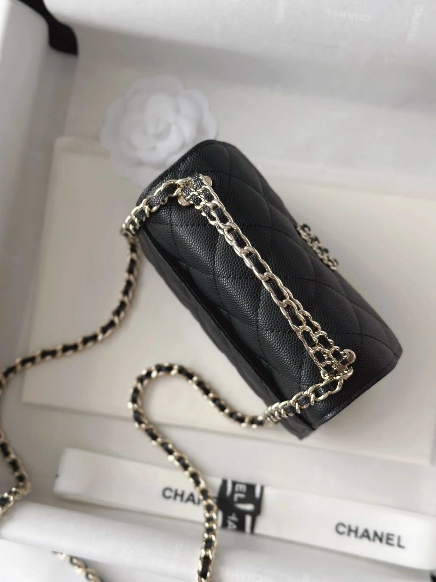 MOMO-- 3h1958 AP3237-B10307-94305 high quality version cowhide item:E-B000D1673