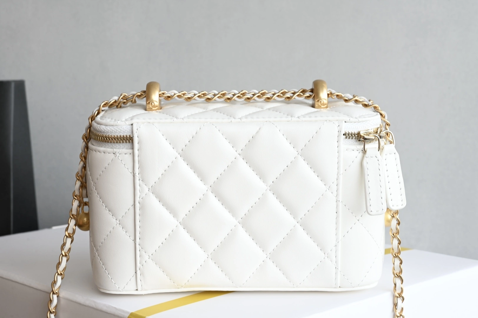MOMO-- 3h1958 AP3651-B05973-10601 high quality version Calfskin item:E-B177I2109