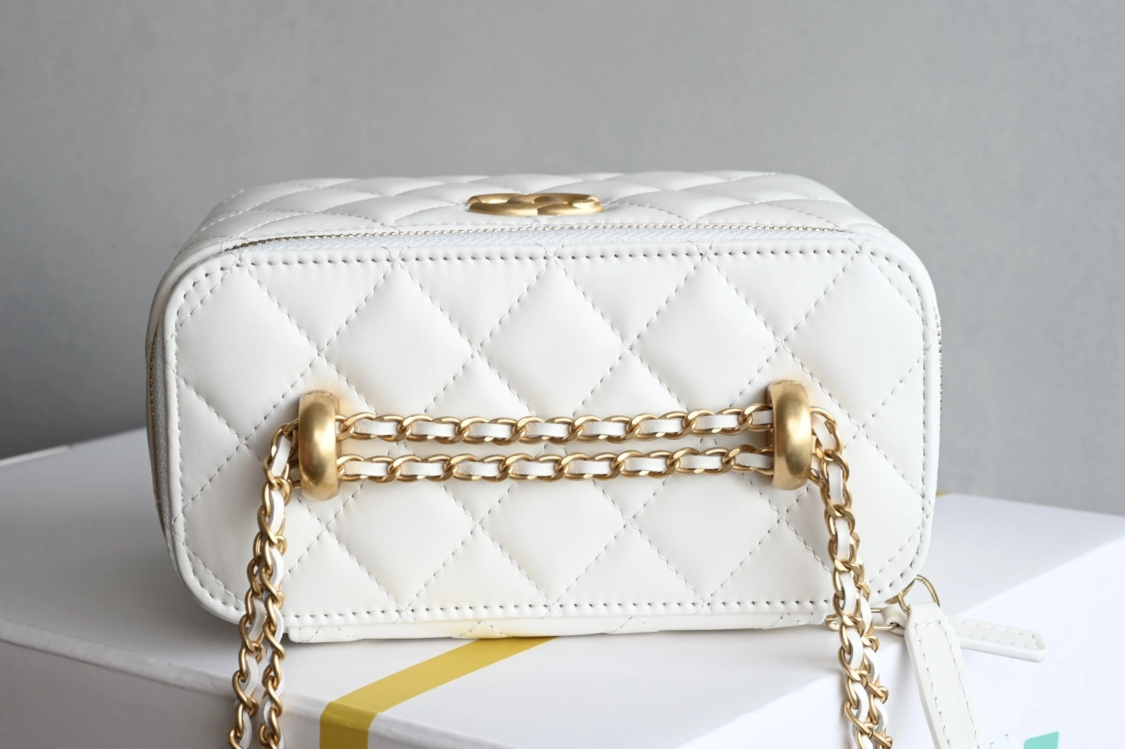 MOMO-- 3h1958 AP3651-B05973-10601 high quality version Calfskin item:E-B177I2109