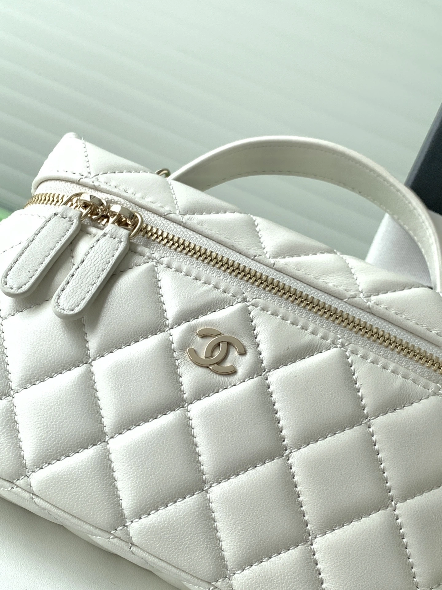 MOMO-- 3h1958 AP4385-B10583-10601 high quality version sheepskin item:E-B108J1928