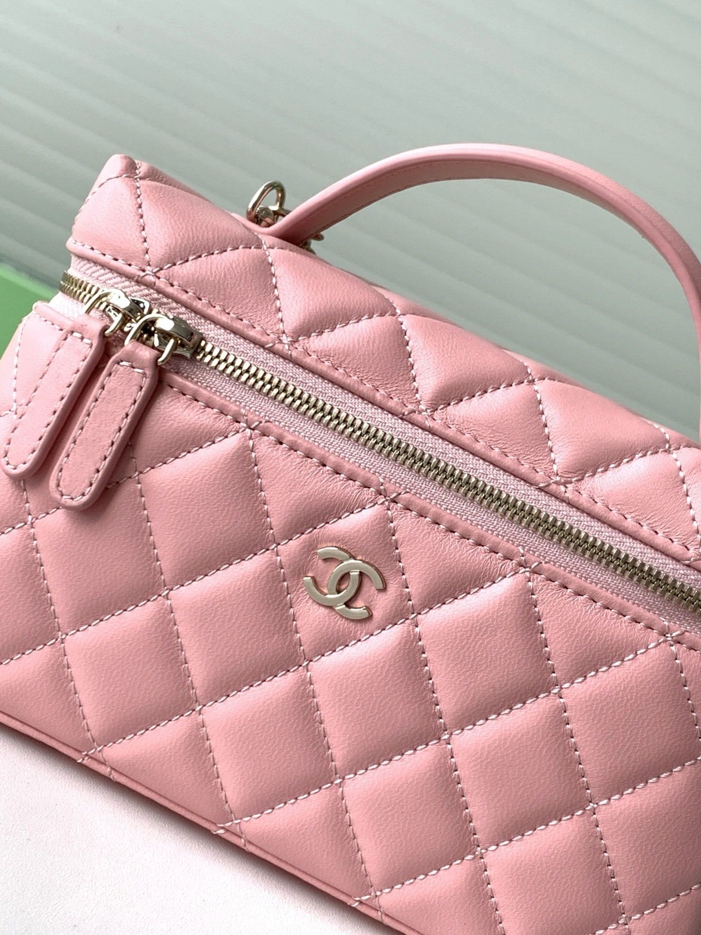 MOMO-- 3h1958 AP4385-B10583-U2360 high quality version sheepskin item:E-B108J1927