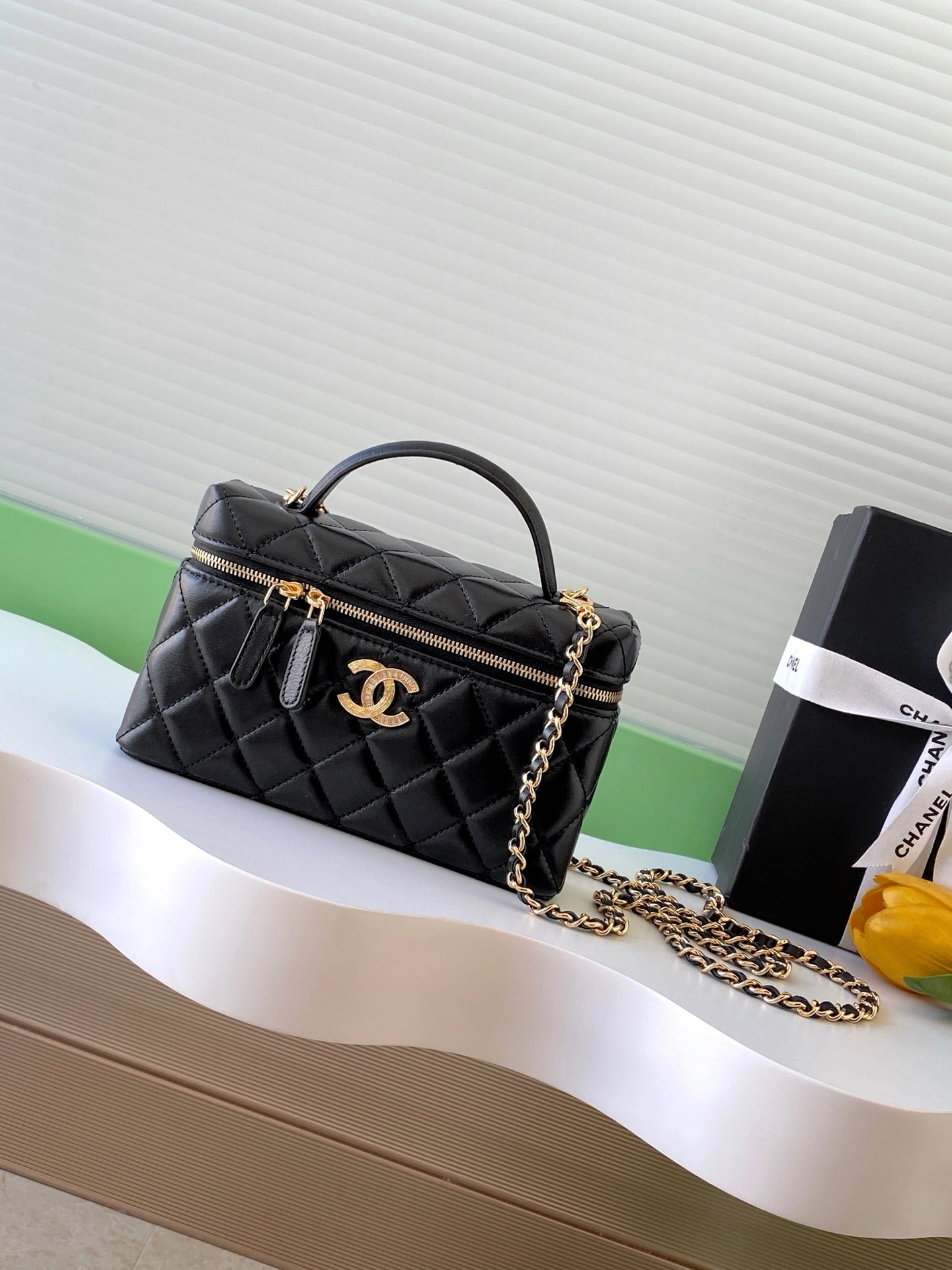 MOMO-- 3h1958 AP4412-B18692-94305 high quality version sheepskin item:E-B108J1931