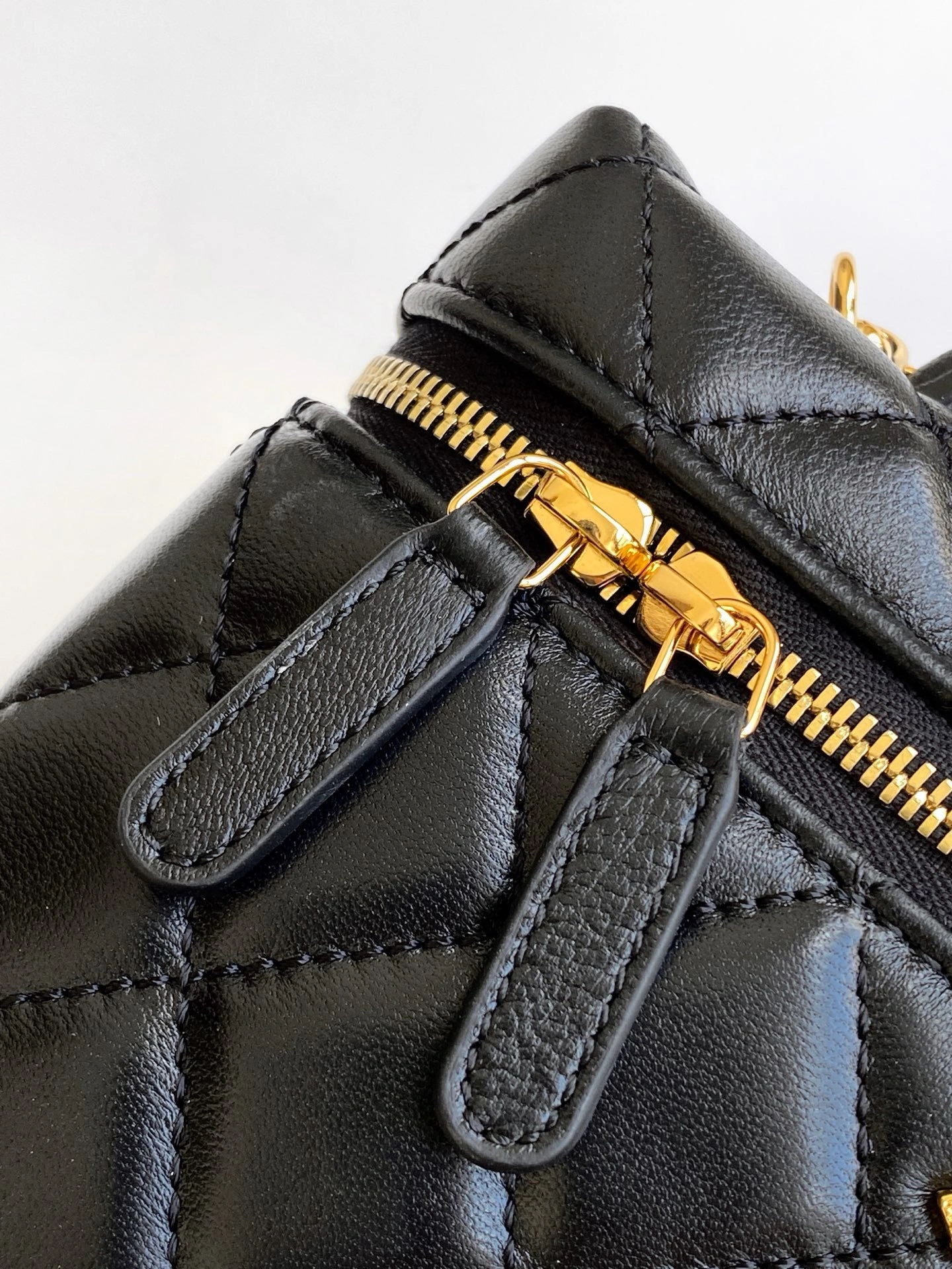 MOMO-- 3h1958 AP4412-B18692-94305 high quality version sheepskin item:E-B108J1931
