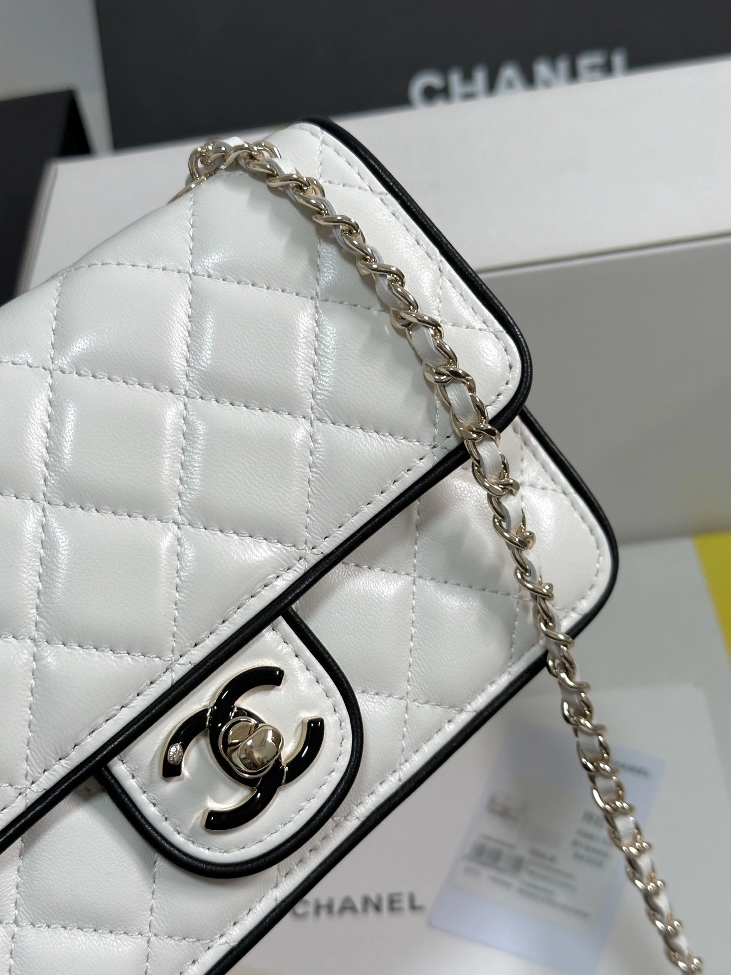 MOMO-- 3h1958 AP4511-B19460-NAFJQ high quality version sheepskin item:E-B009D1606