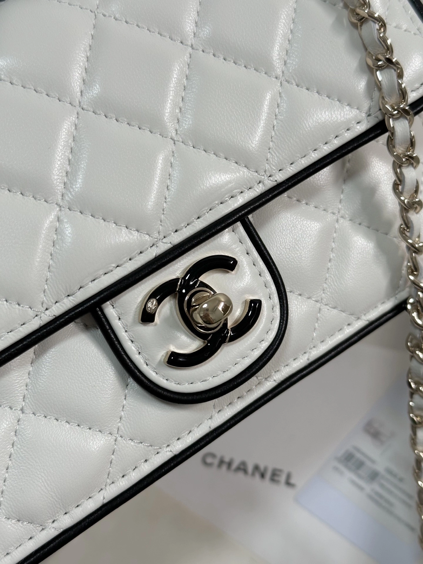 MOMO-- 3h1958 AP4511-B19460-NAFJQ high quality version sheepskin item:E-B009D1606