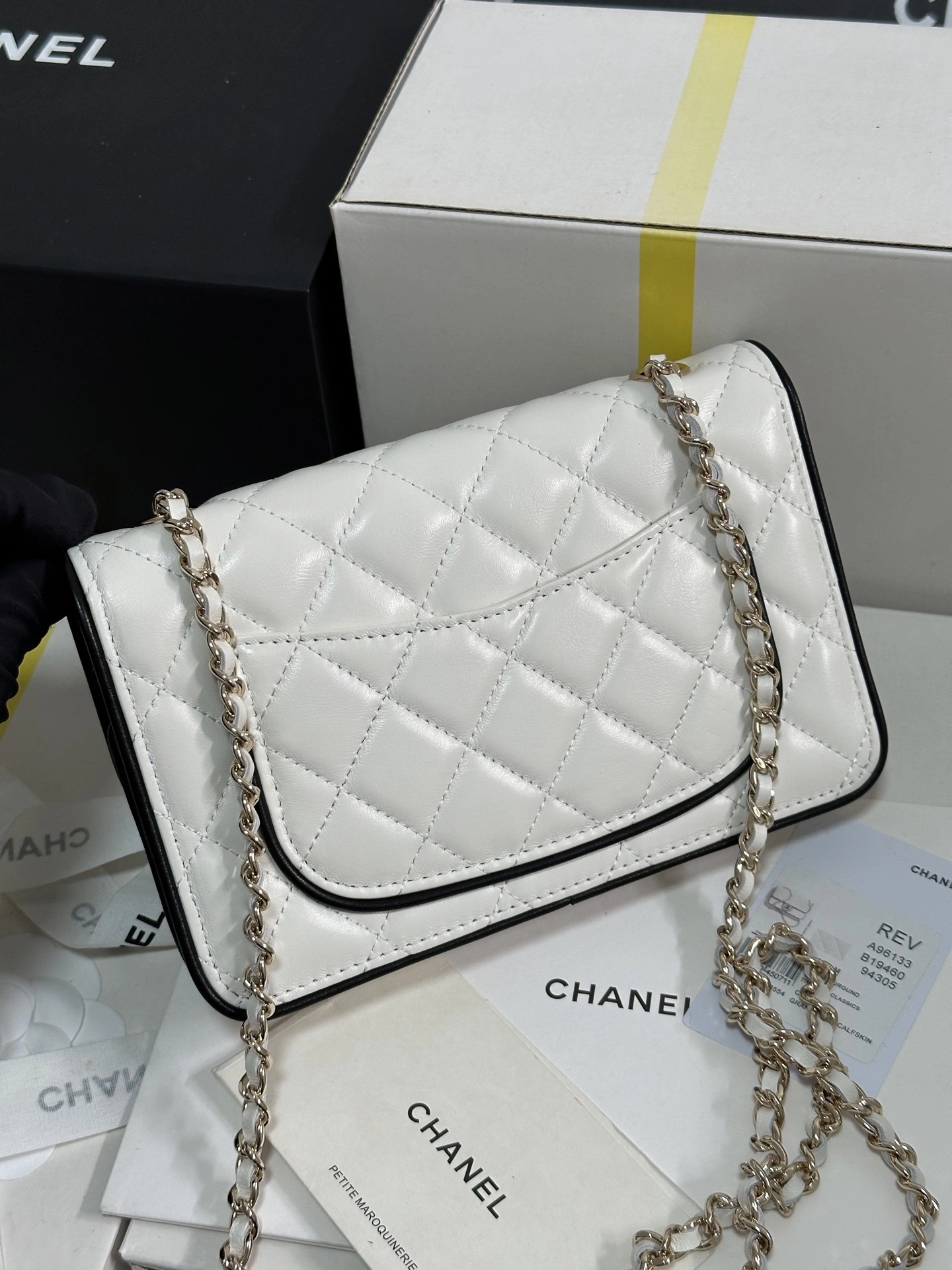 MOMO-- 3h1958 AP4511-B19460-NAFJQ high quality version sheepskin item:E-B009D1606