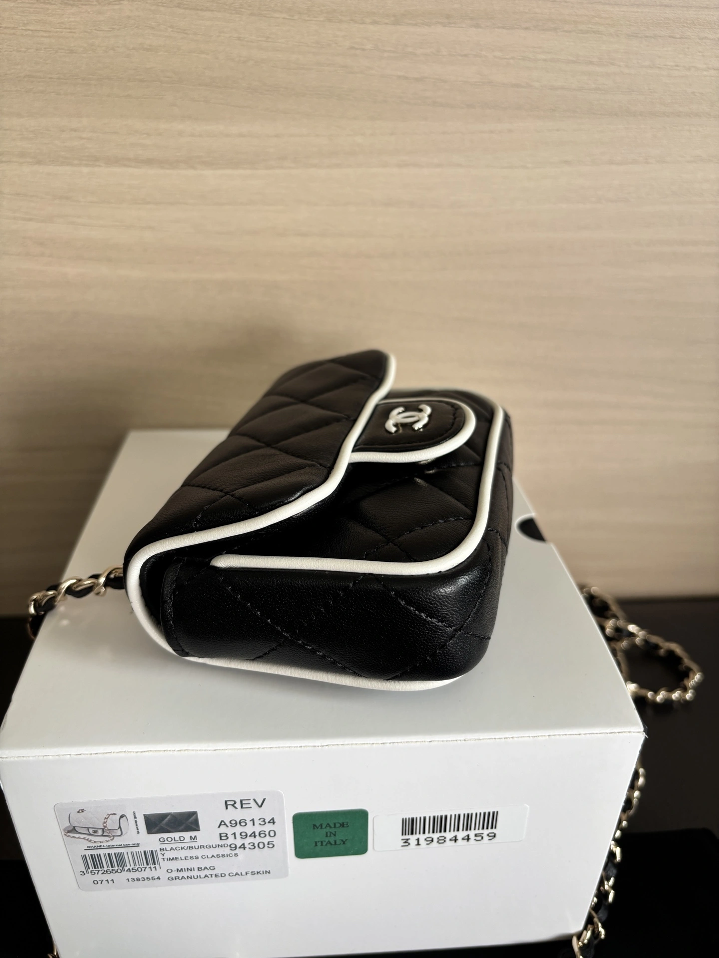 MOMO-- 3h1958 AP4512-B19460-NAFJO high quality version item:E-B845D1610