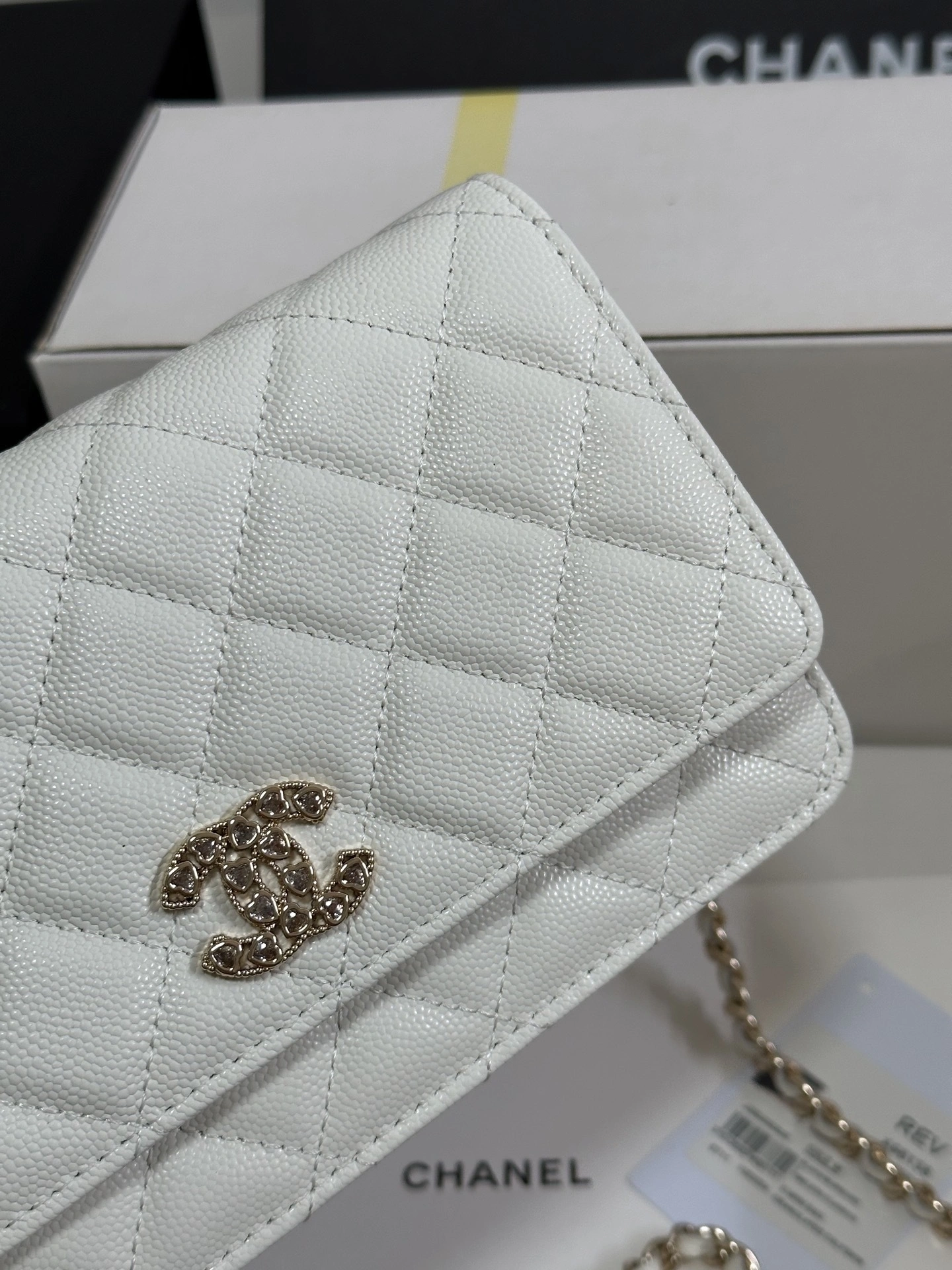 MOMO-- 3h1958 AP4538-B19735-10601 high quality version item:E-B009D1602