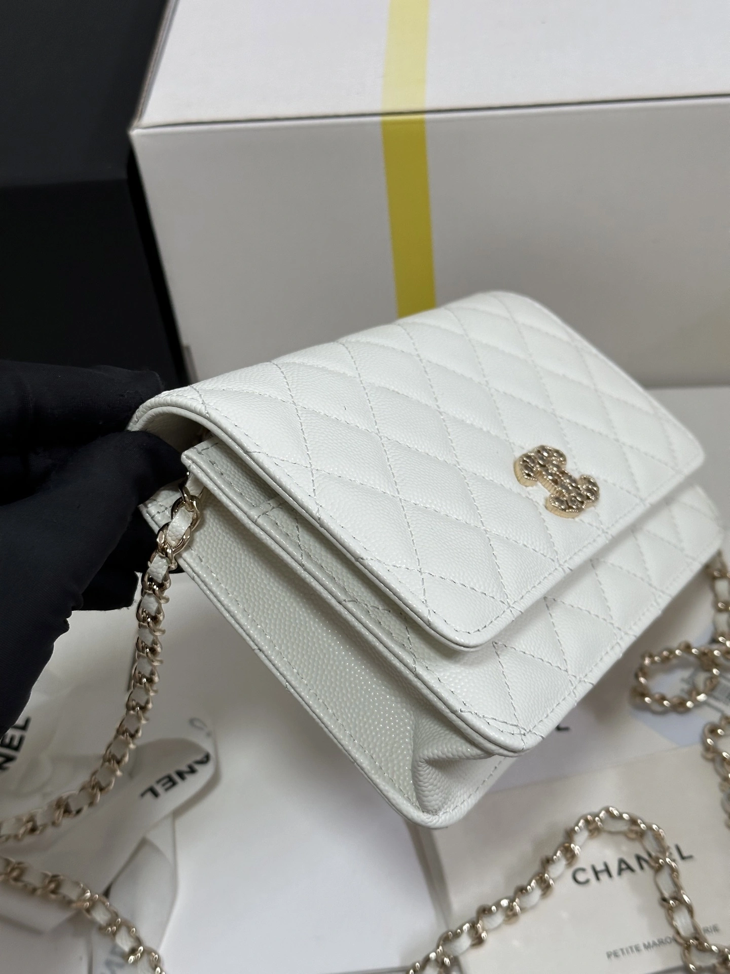MOMO-- 3h1958 AP4538-B19735-10601 high quality version item:E-B009D1602