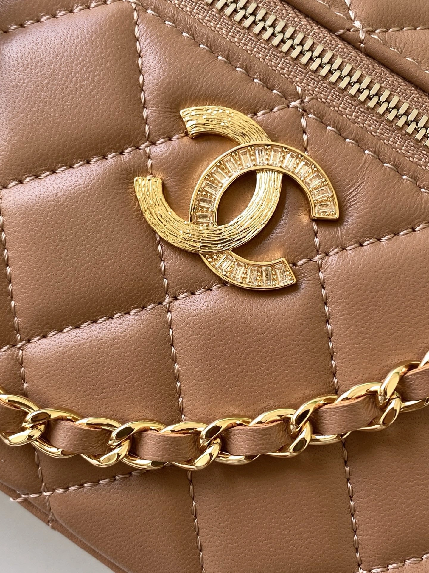 MOMO-- 3h1958 AP4804-B21416-NB356 high quality version sheepskin item:E-B108J1930