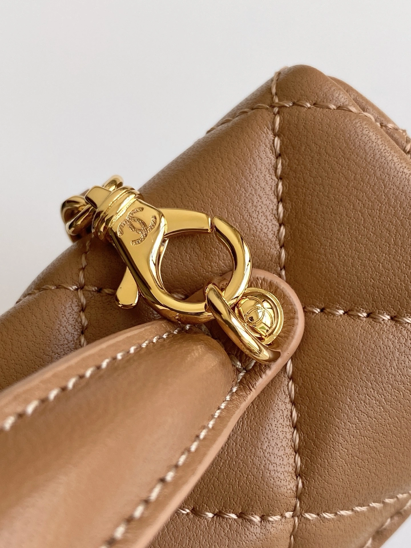 MOMO-- 3h1958 AP4804-B21416-NB356 high quality version sheepskin item:E-B108J1930