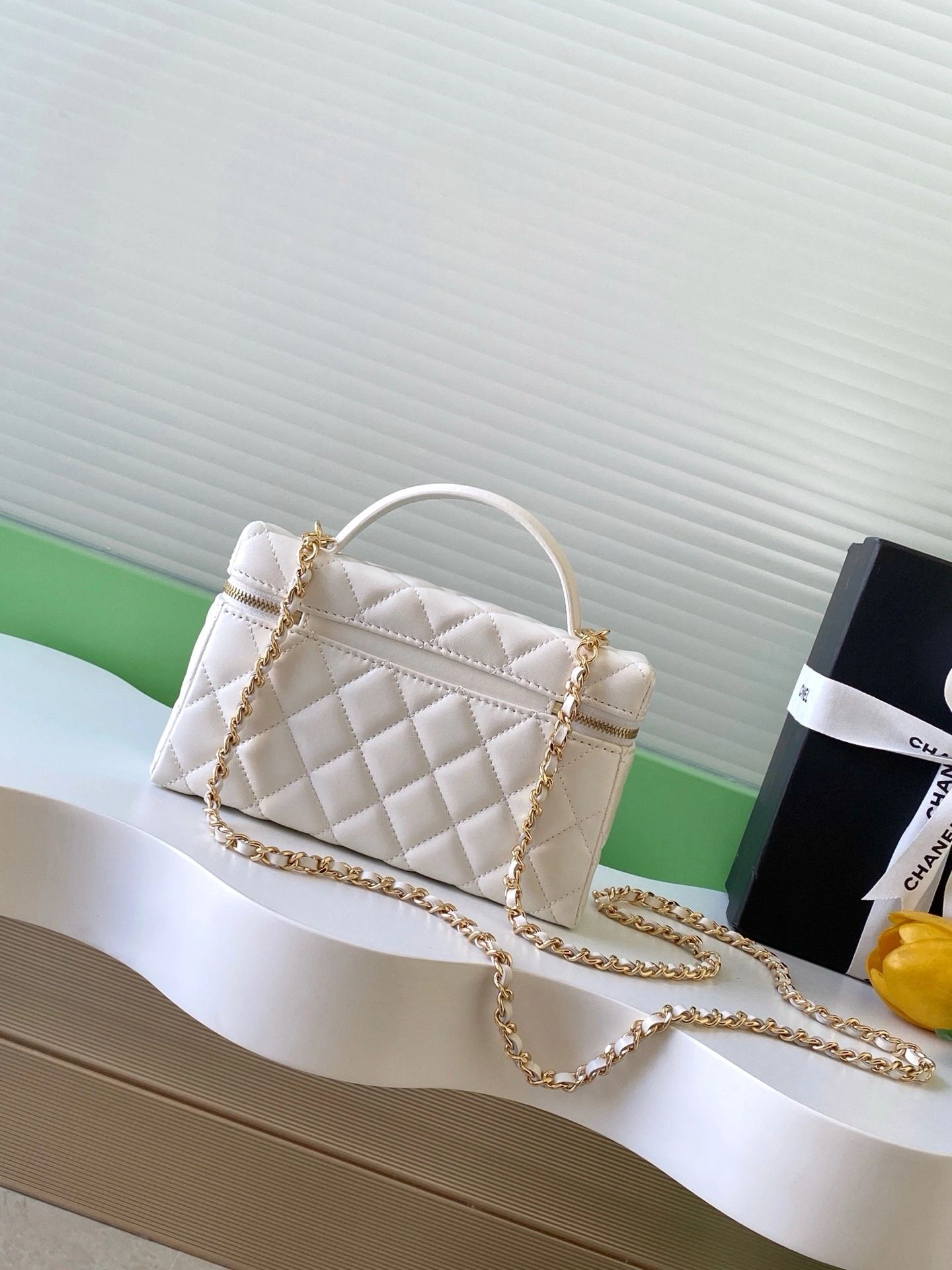 MOMO-- 3h1958 AP4804-B21416-U2361 high quality version sheepskin item:E-B108J1932