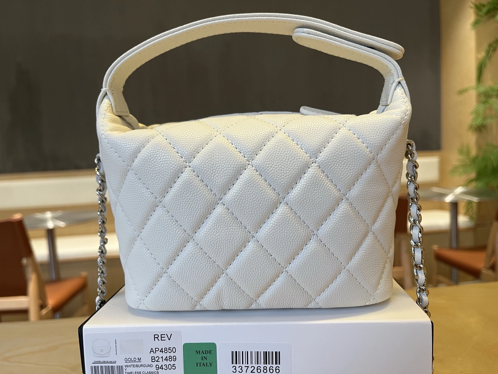 MOMO-- 3h1958 AP4850-B21489-10601 high quality version Calfskin item:E-B108J1911