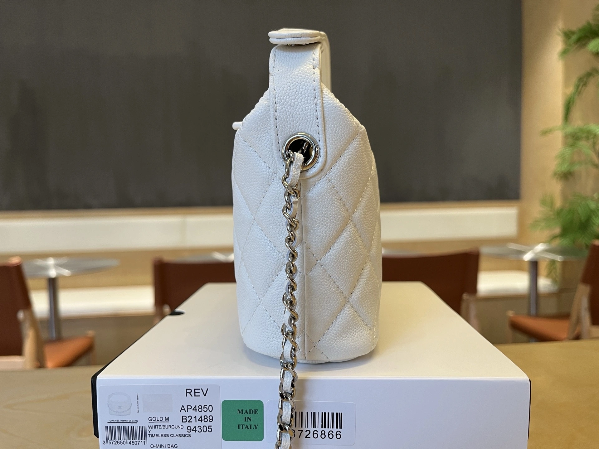 MOMO-- 3h1958 AP4850-B21489-10601 high quality version Calfskin item:E-B108J1911