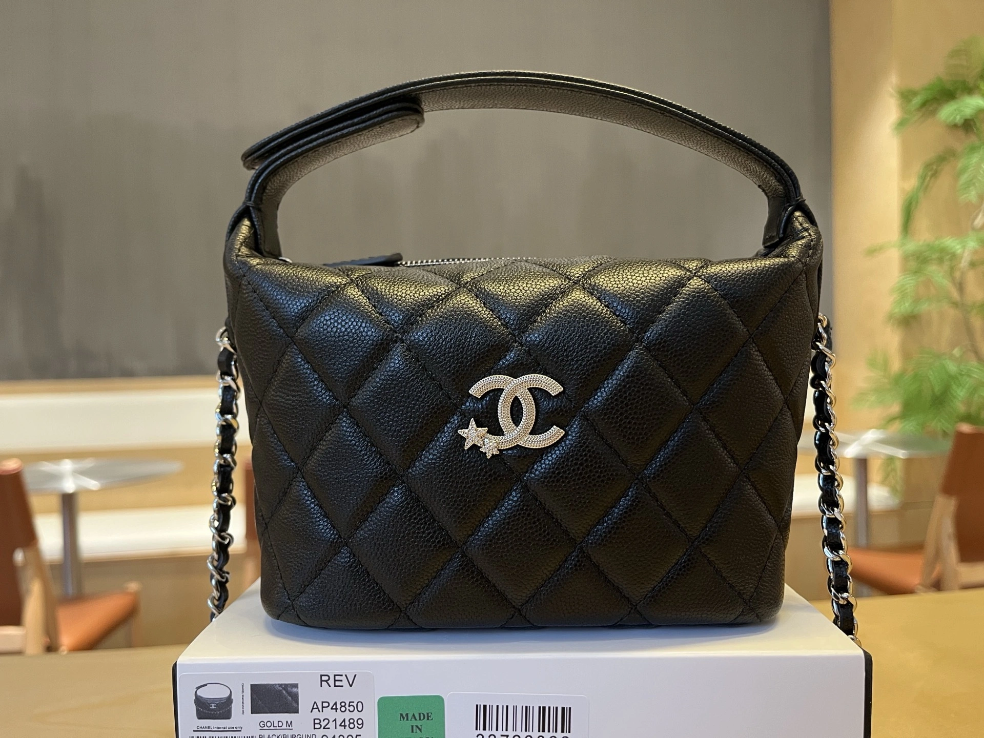 MOMO-- 3h1958 AP4850-B21489-94305 high quality version Calfskin item:E-B108J1909