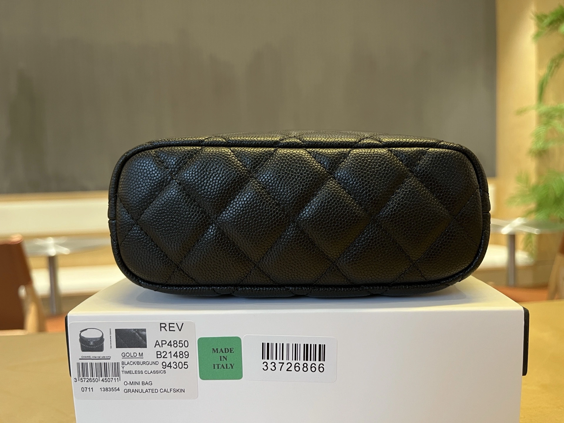 MOMO-- 3h1958 AP4850-B21489-94305 high quality version Calfskin item:E-B108J1909