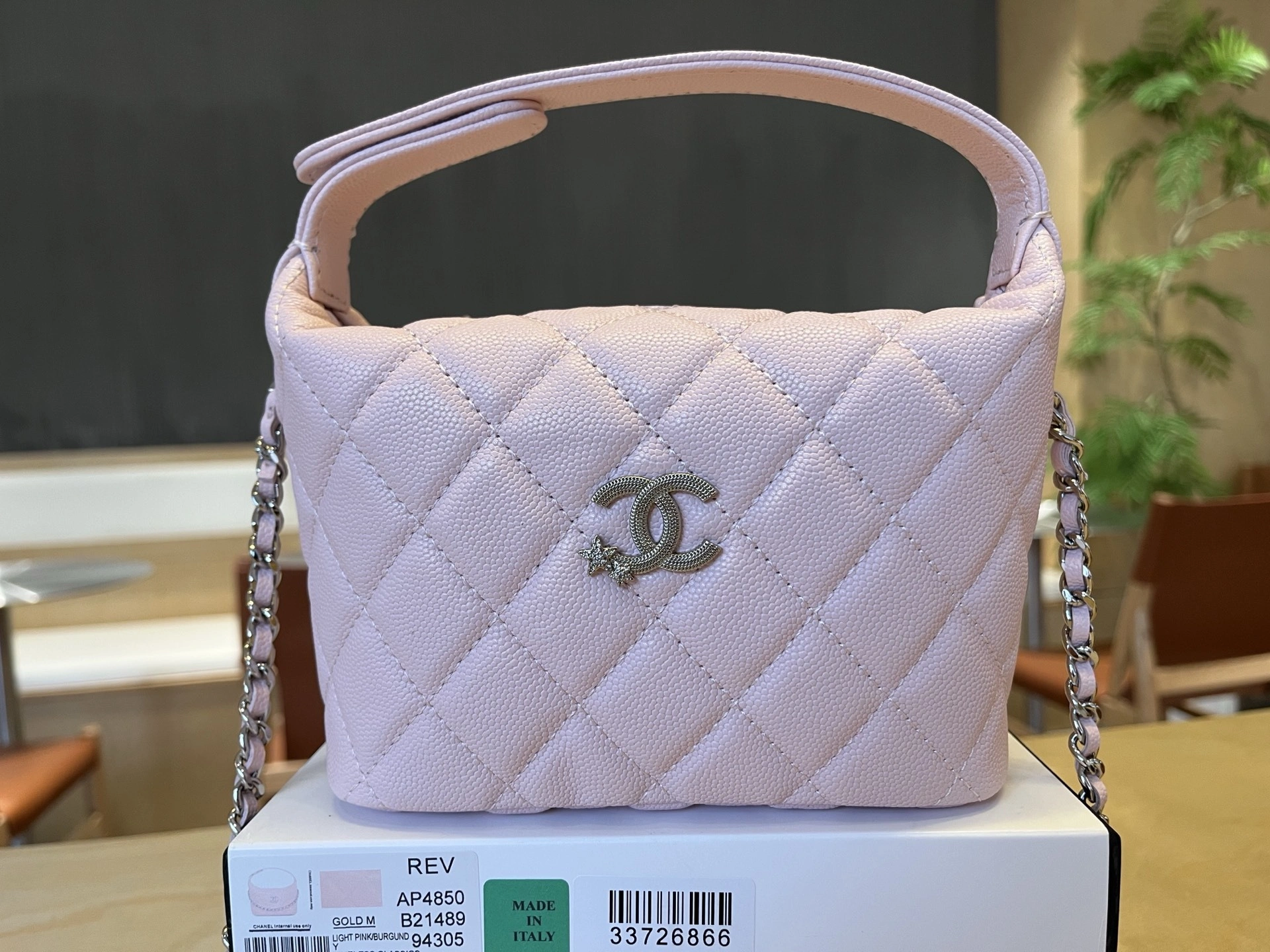MOMO-- 3h1958 AP4850-B21489-U2360 high quality version Calfskin item:E-B108J1910