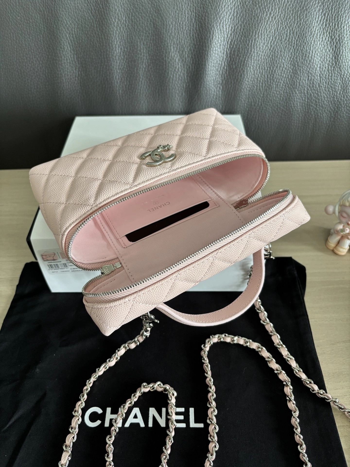 MOMO-- 3h1958 AP4854-B21489-U2360 high quality version Calfskin item:E-B108J1913