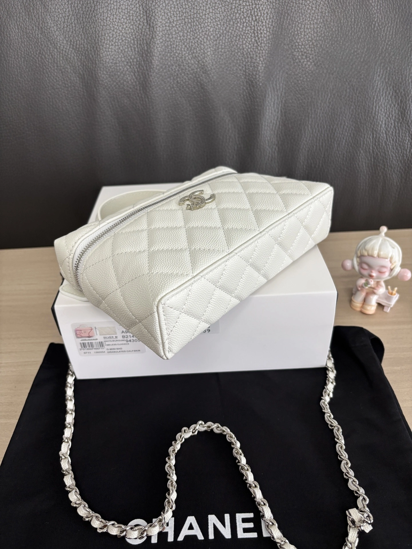 MOMO-- 3h1958 AP4854-B21489-U2361 high quality version Calfskin item:E-B108J1914