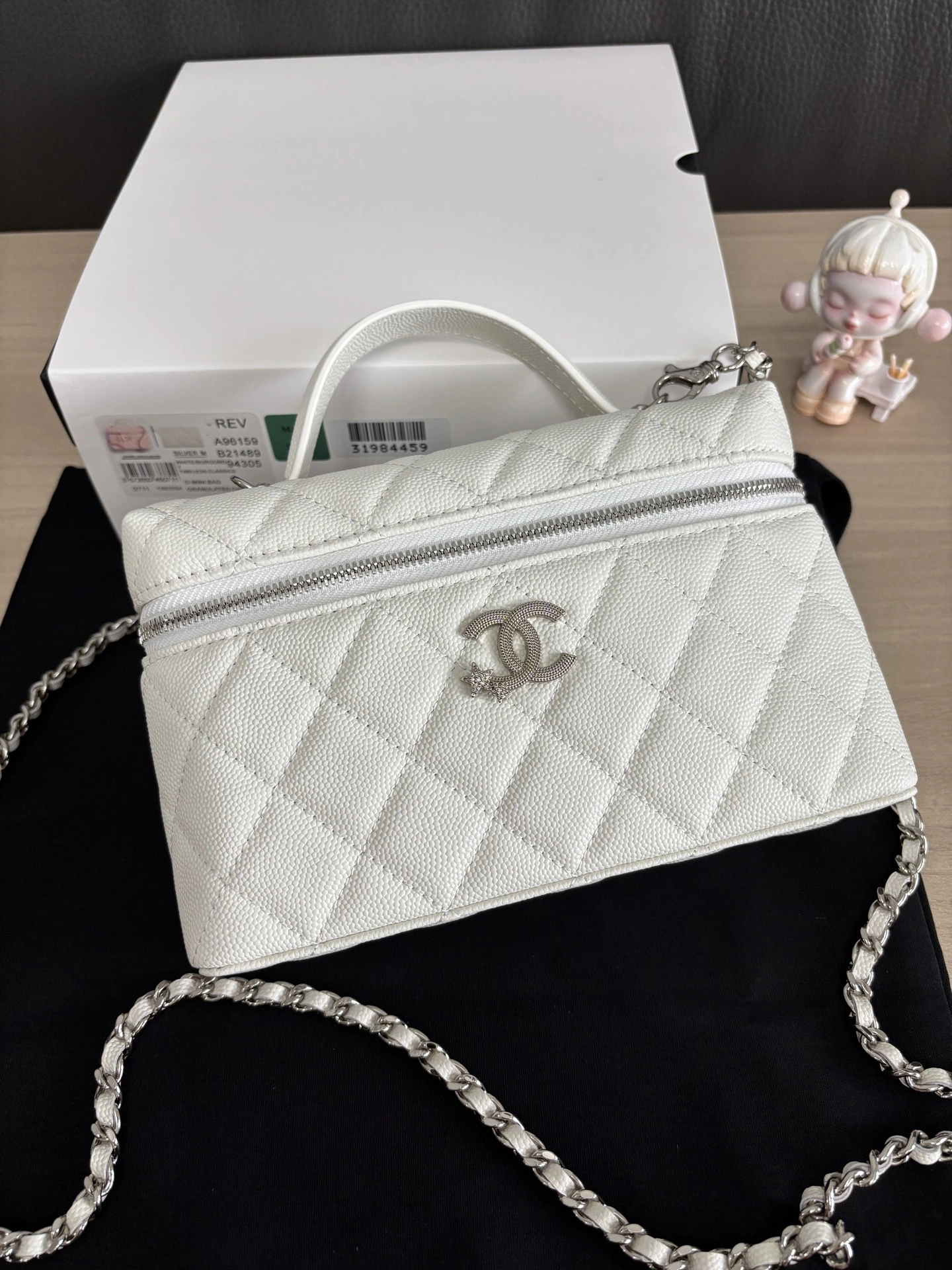 MOMO-- 3h1958 AP4854-B21489-U2361 high quality version Calfskin item:E-B108J1914