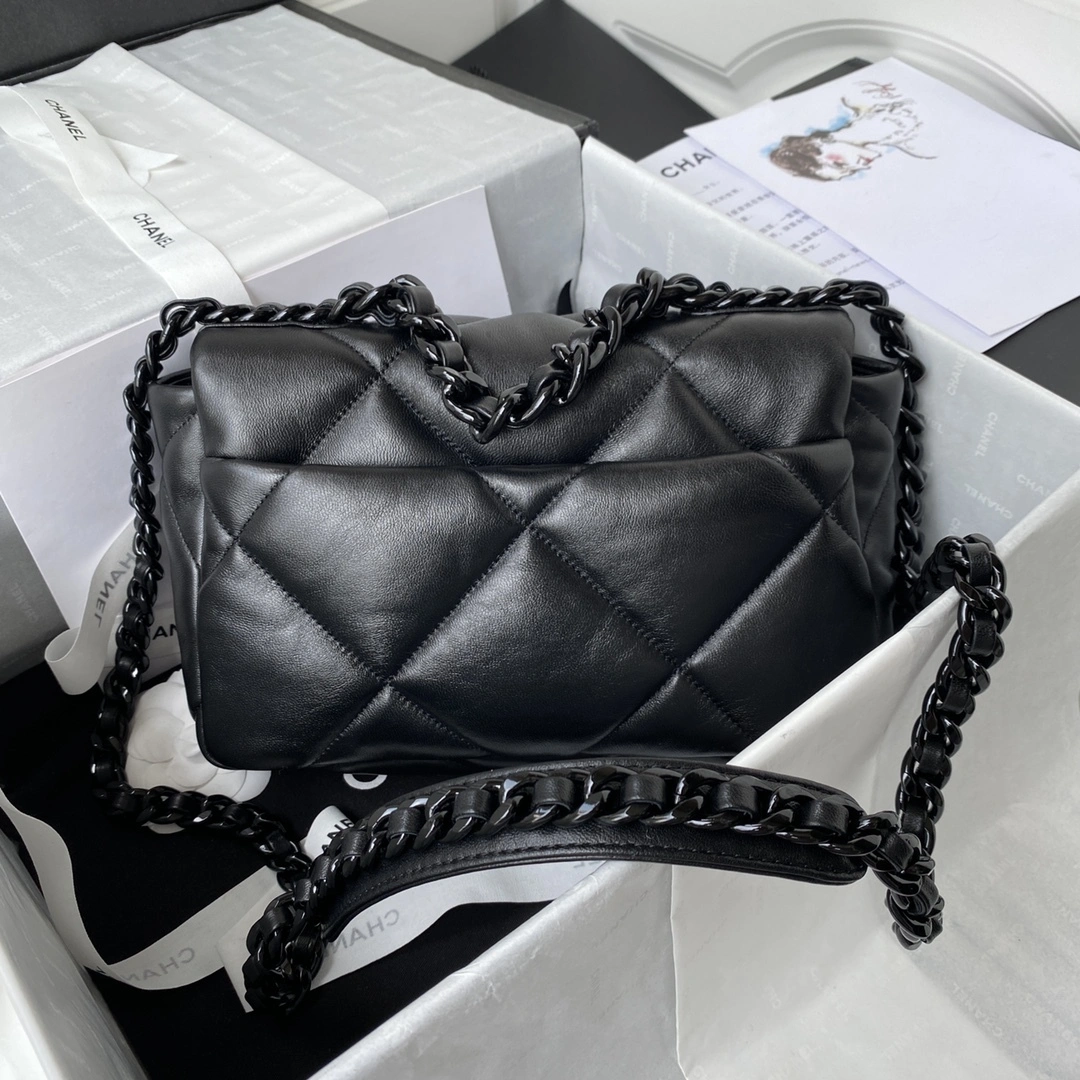MOMO-- 3h1958 AS1160-B07676-94305 high quality version Ohanel item:E-B177H2524