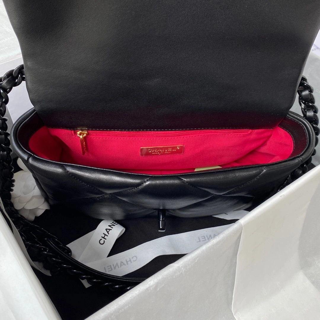 MOMO-- 3h1958 AS1160-B07676-94305 high quality version Ohanel item:E-B177H2524