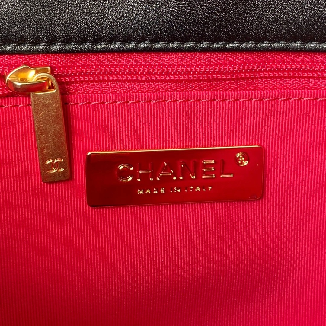 MOMO-- 3h1958 AS1160-B07676-94305 high quality version Ohanel item:E-B177H2524