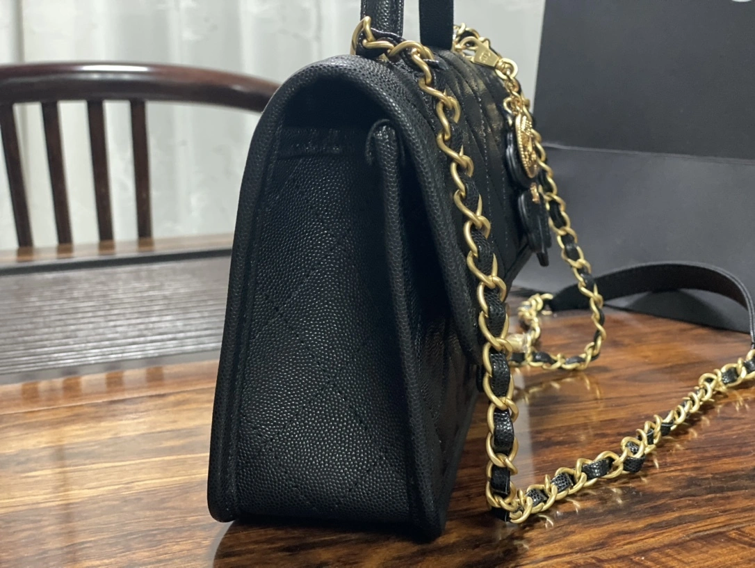 MOMO-- 3h1958 AS3653-B21400-94305 high quality version cowhide item:E-B000J1920