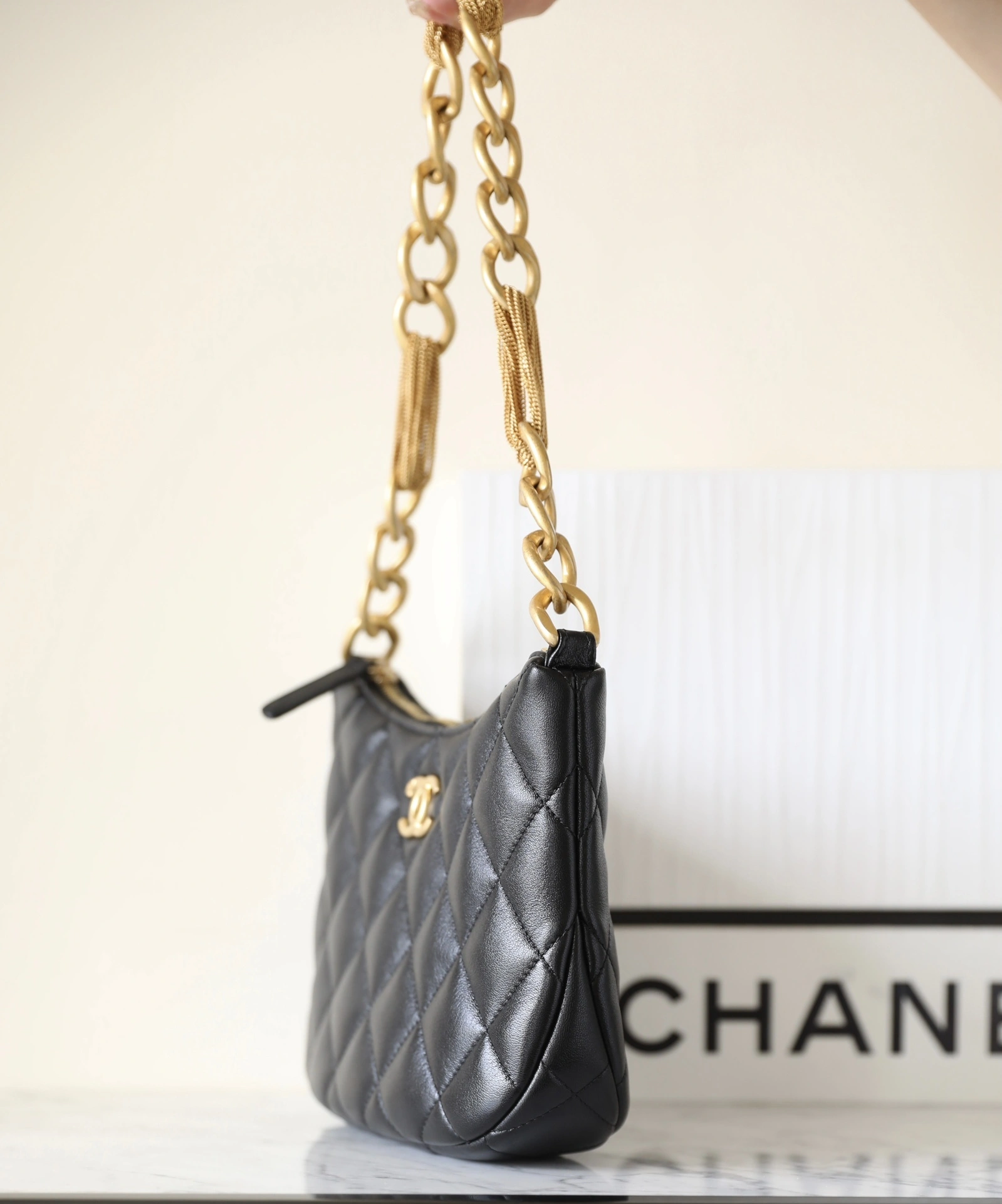 MOMO-- 3h1958 AS4220-B13081-94305 high quality version sheepskin item:E-B171D1625