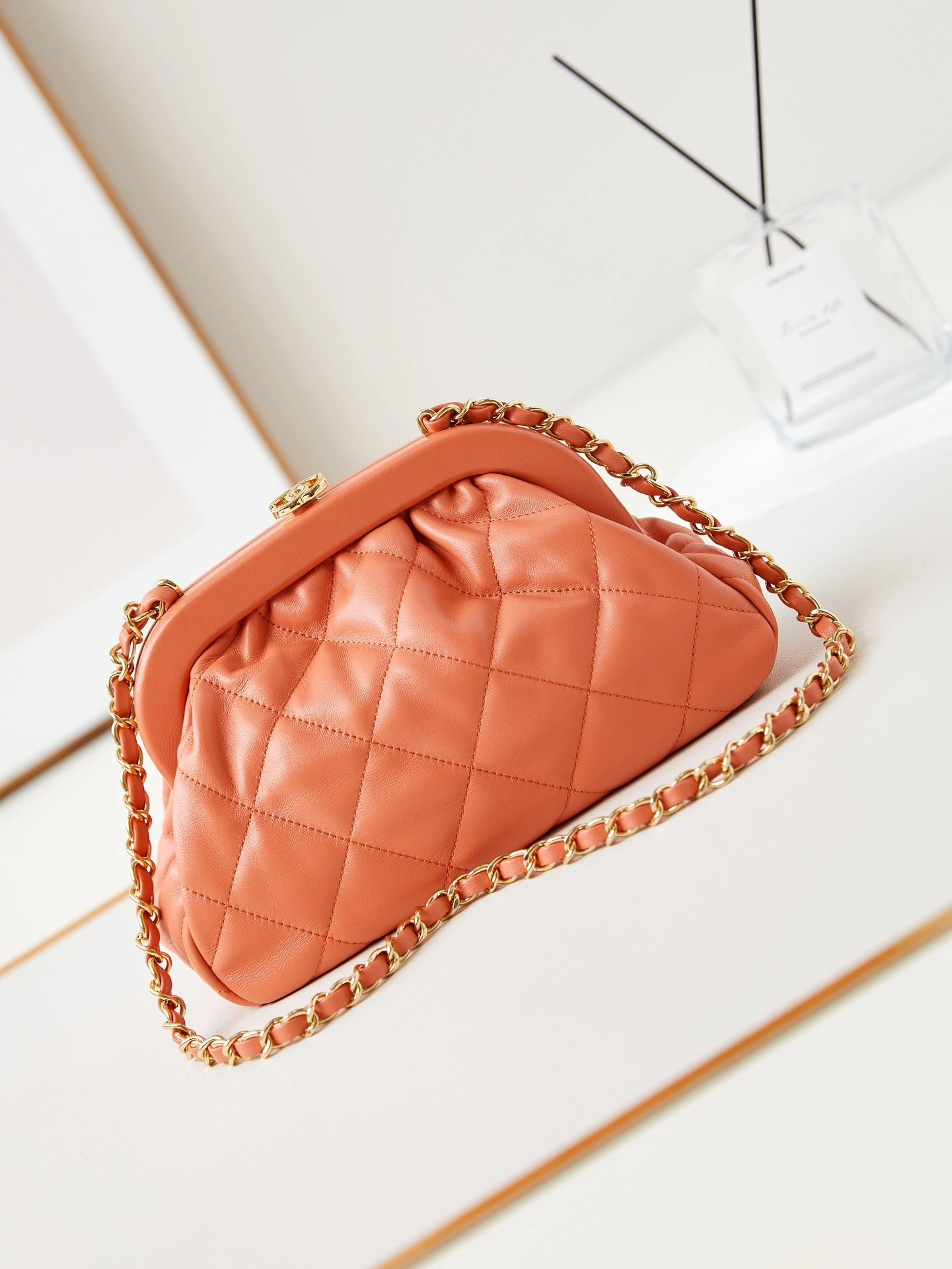 MOMO-- 3h1958 AS4717 B17000 NY560 high quality version item:D-B108L2566