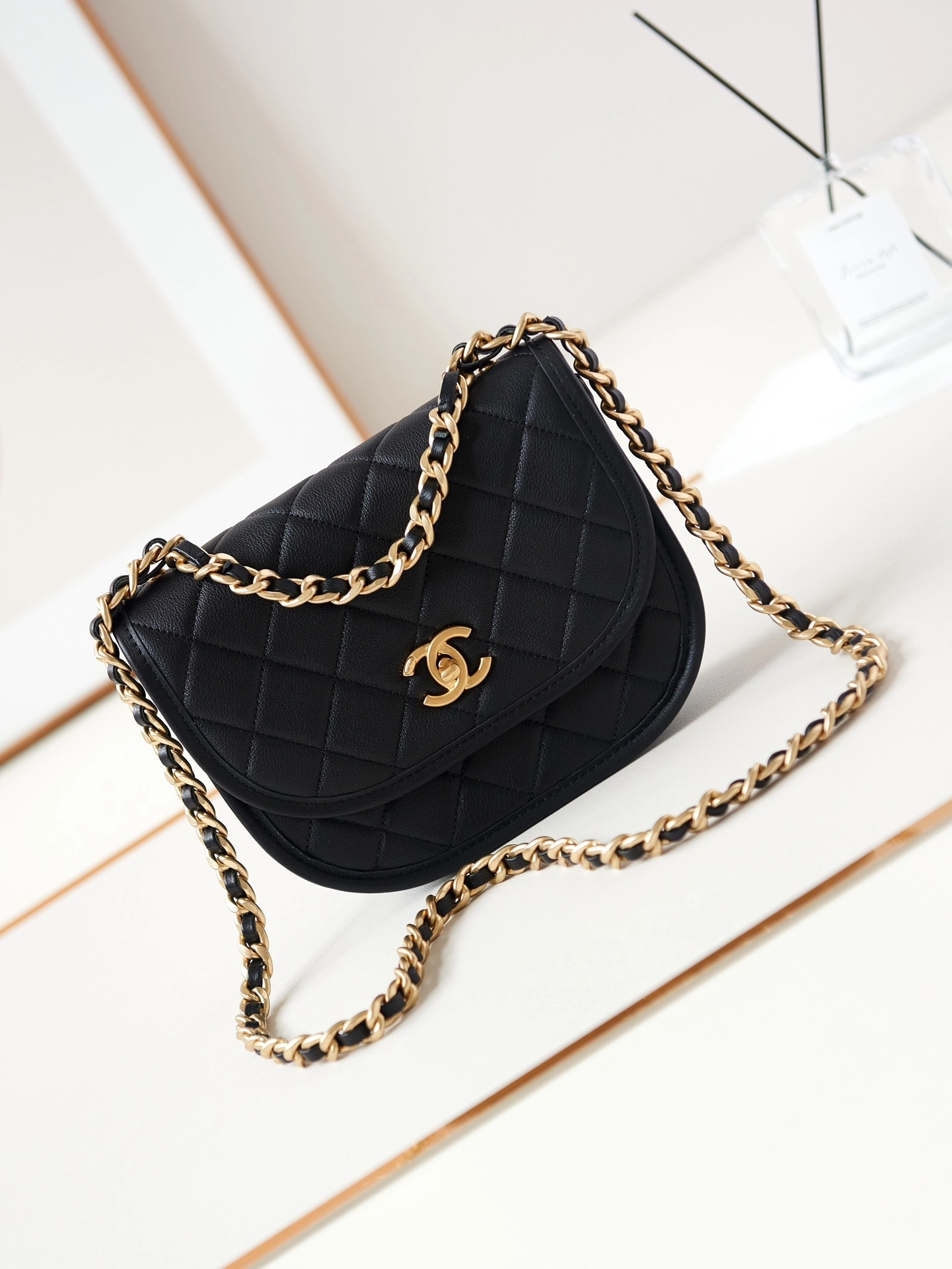 MOMO-- 3h1958 AS4845 B16235 94305 high quality version cowhide item:D-B370L2572