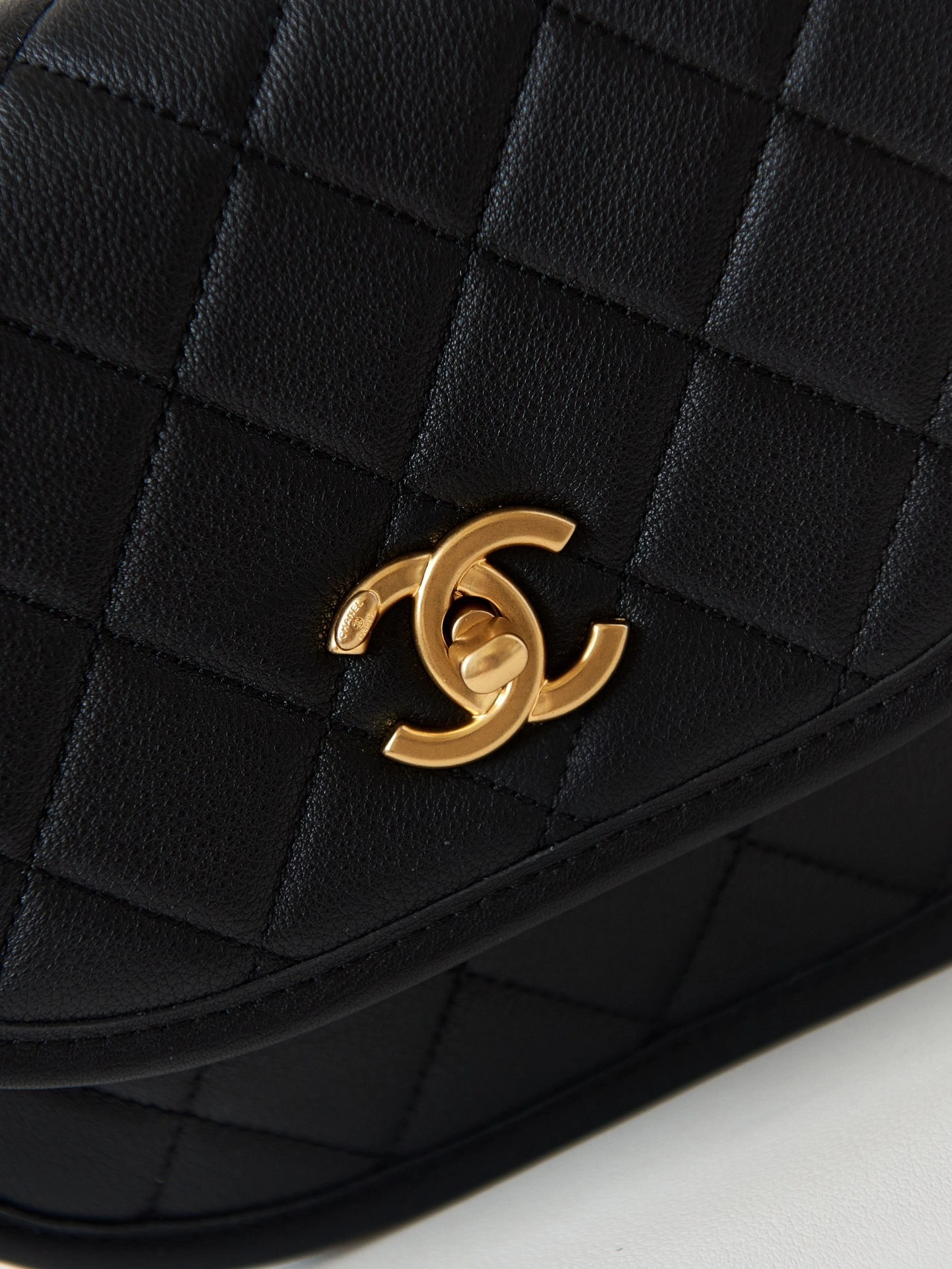 MOMO-- 3h1958 AS4845 B16235 94305 high quality version cowhide item:D-B370L2572