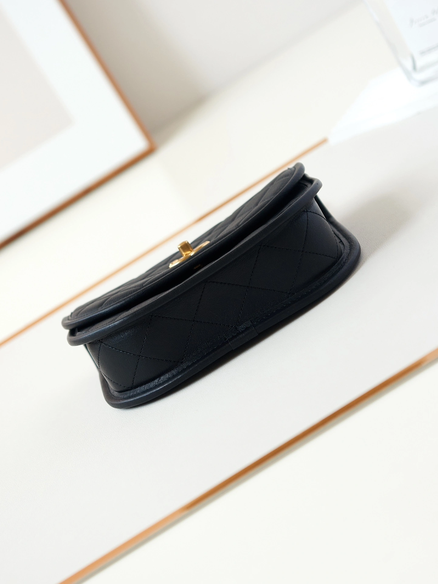 MOMO-- 3h1958 AS4845 B16235 94305 high quality version cowhide item:D-B370L2572