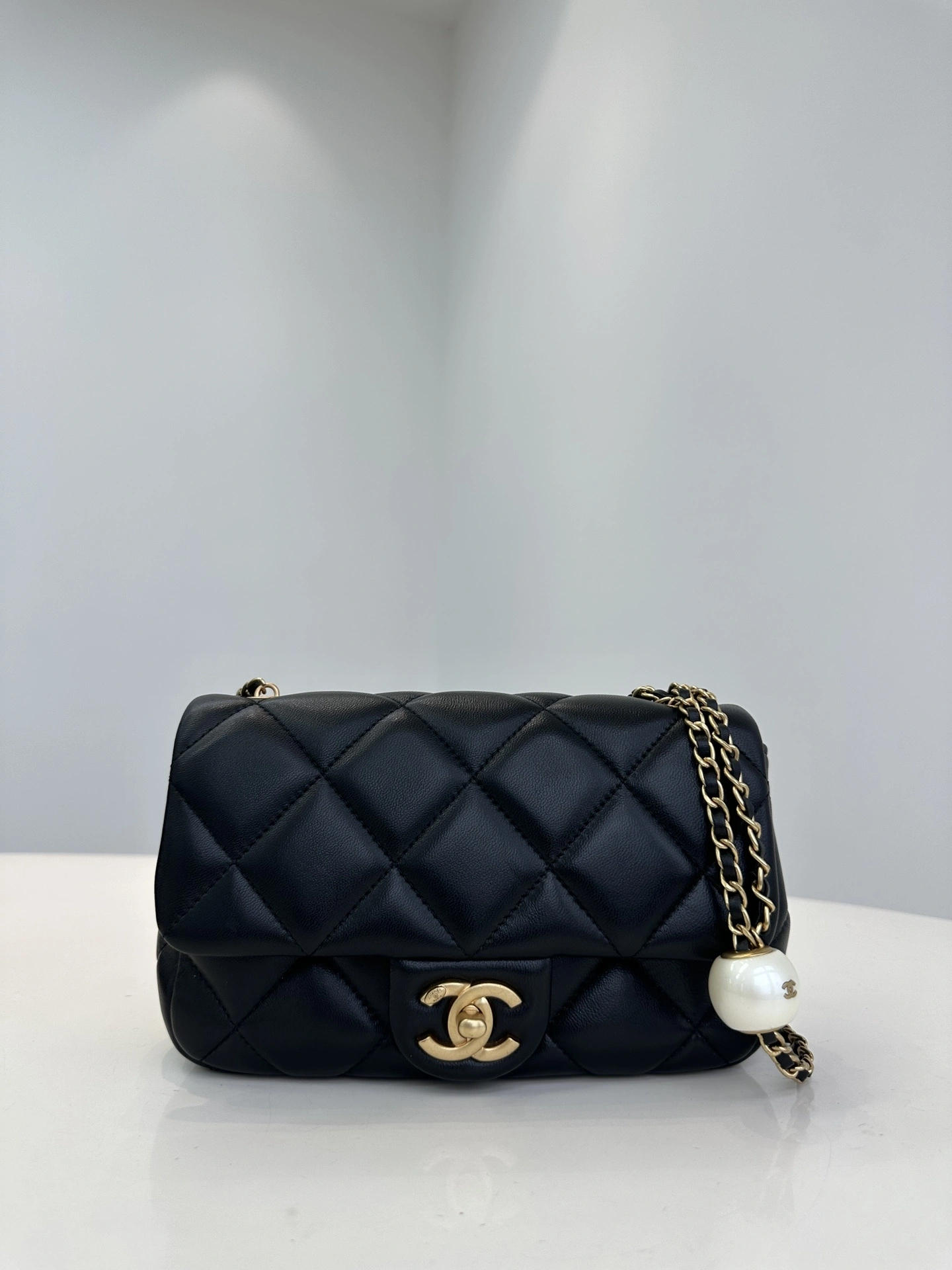 MOMO-- 3h1958 AS4861-B16574-94305 sheepskin item:D-B432F2106