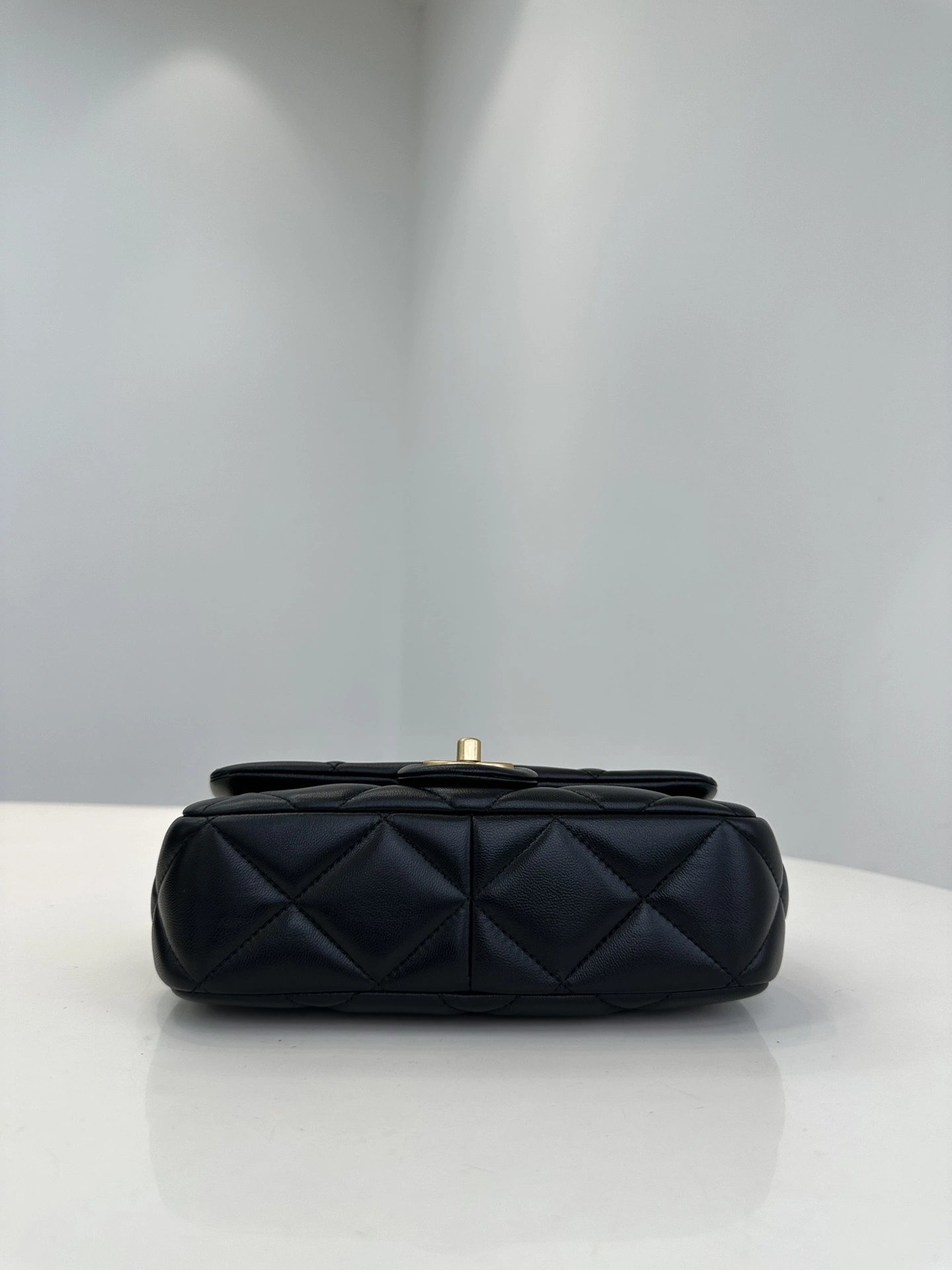 MOMO-- 3h1958 AS4861-B16574-94305 sheepskin item:D-B432F2106