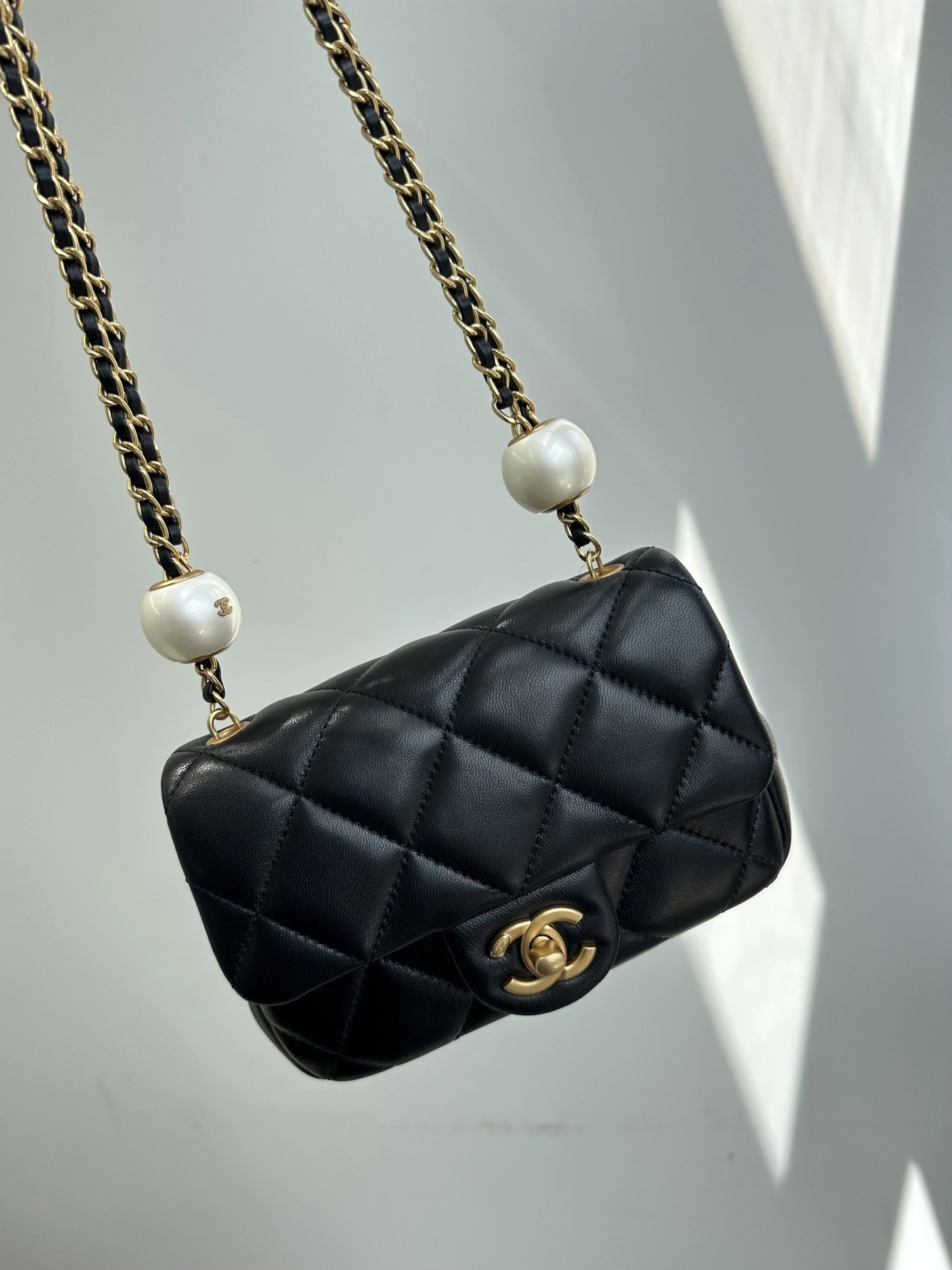 MOMO-- 3h1958 AS4868-B16574-94305 sheepskin item:D-B432F2107