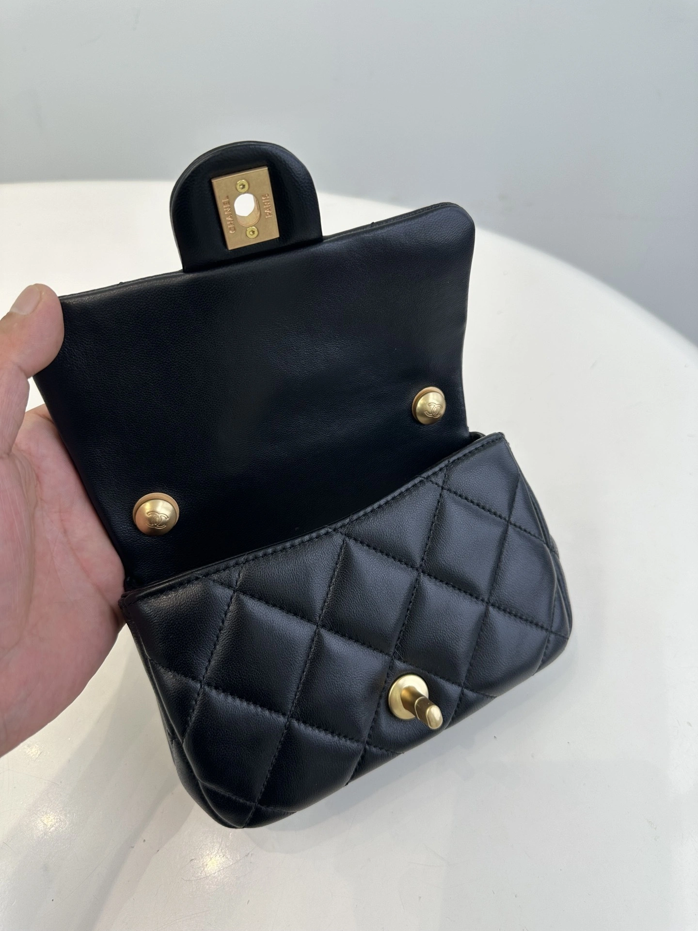 MOMO-- 3h1958 AS4868-B16574-94305 sheepskin item:D-B432F2107