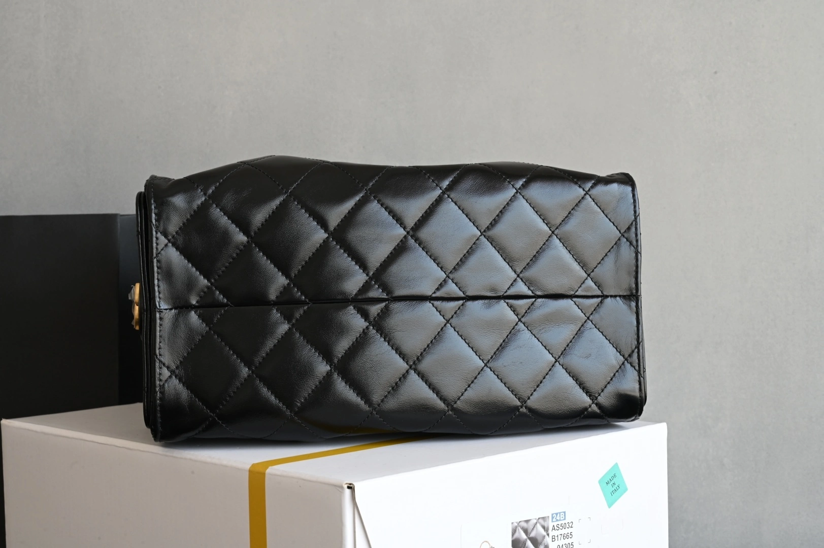 MOMO-- 3h1958 AS5293-B18788-94305 high quality version Calfskin item:E-B000D1635