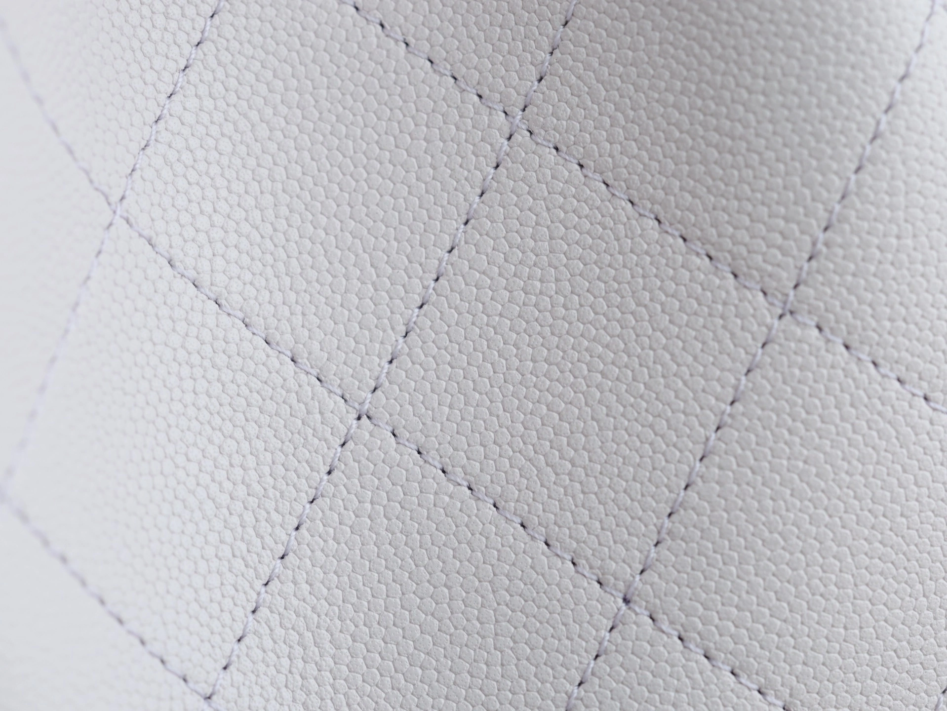 MOMO-- 3h1958 AS5293-B20304-U3645 high quality version Calfskin item:E-B000L1007W